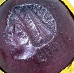 Ancient Roman Gold Finger Ring Intaglio, 1st Century AD