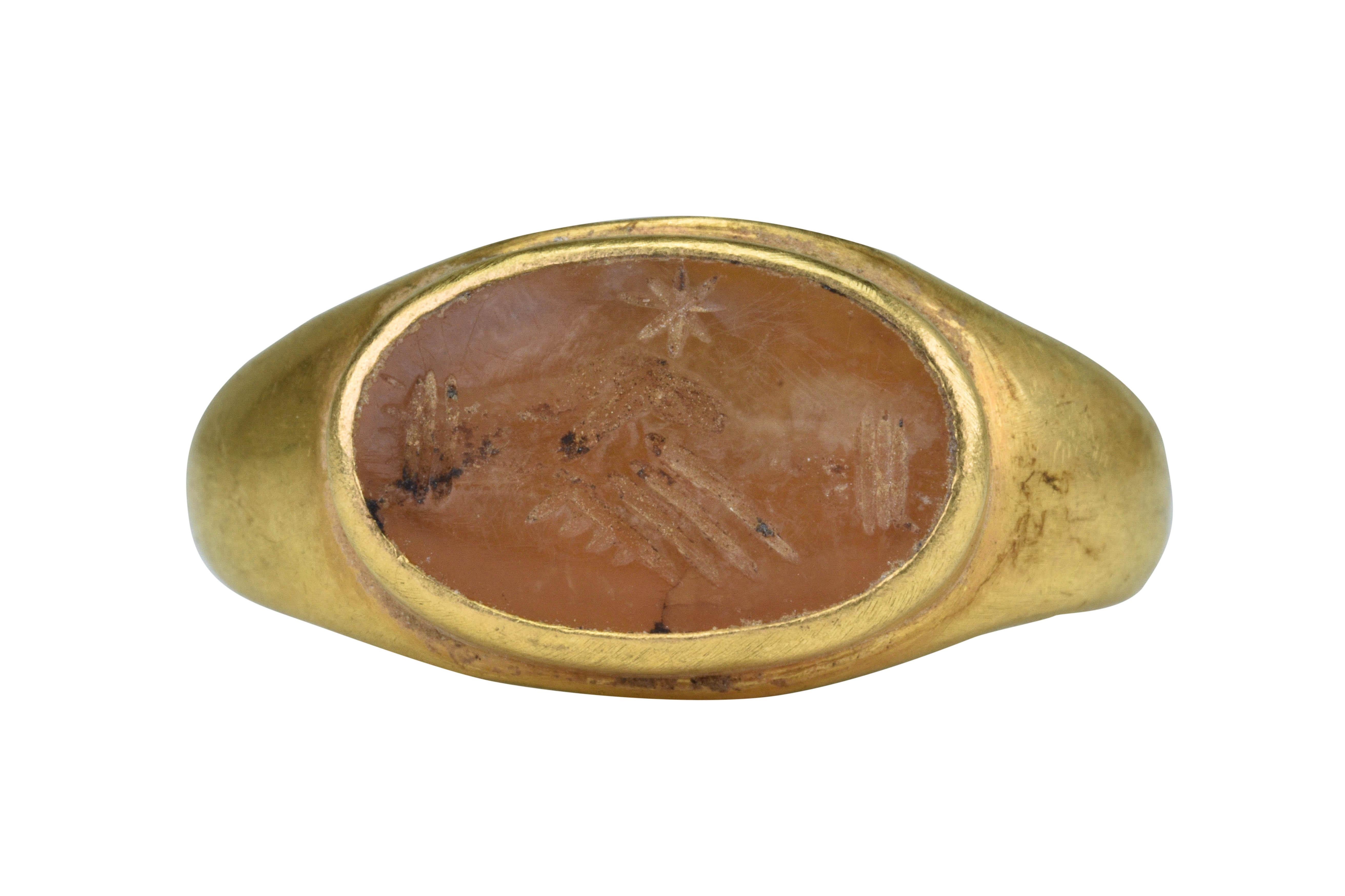 Classical Roman Ancient Roman Gold Intaglio Signet Ring with Clasped Hands