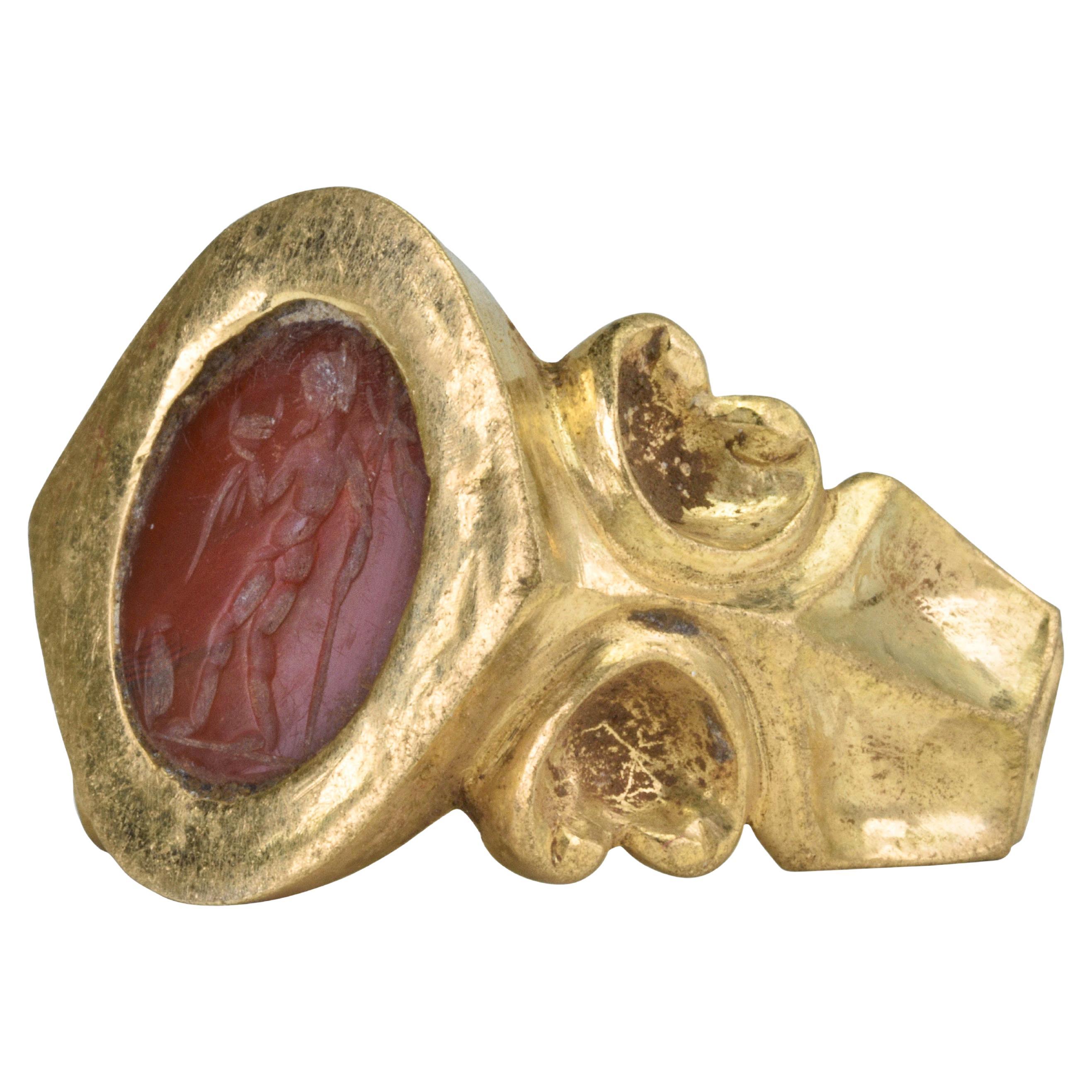 Ancient Roman Gold Intaglio Signet Ring with Standing Goddess