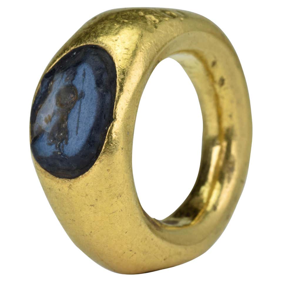Ancient Roman Garnet Intaglio Gold Ring For Sale at 1stDibs | ancient ...