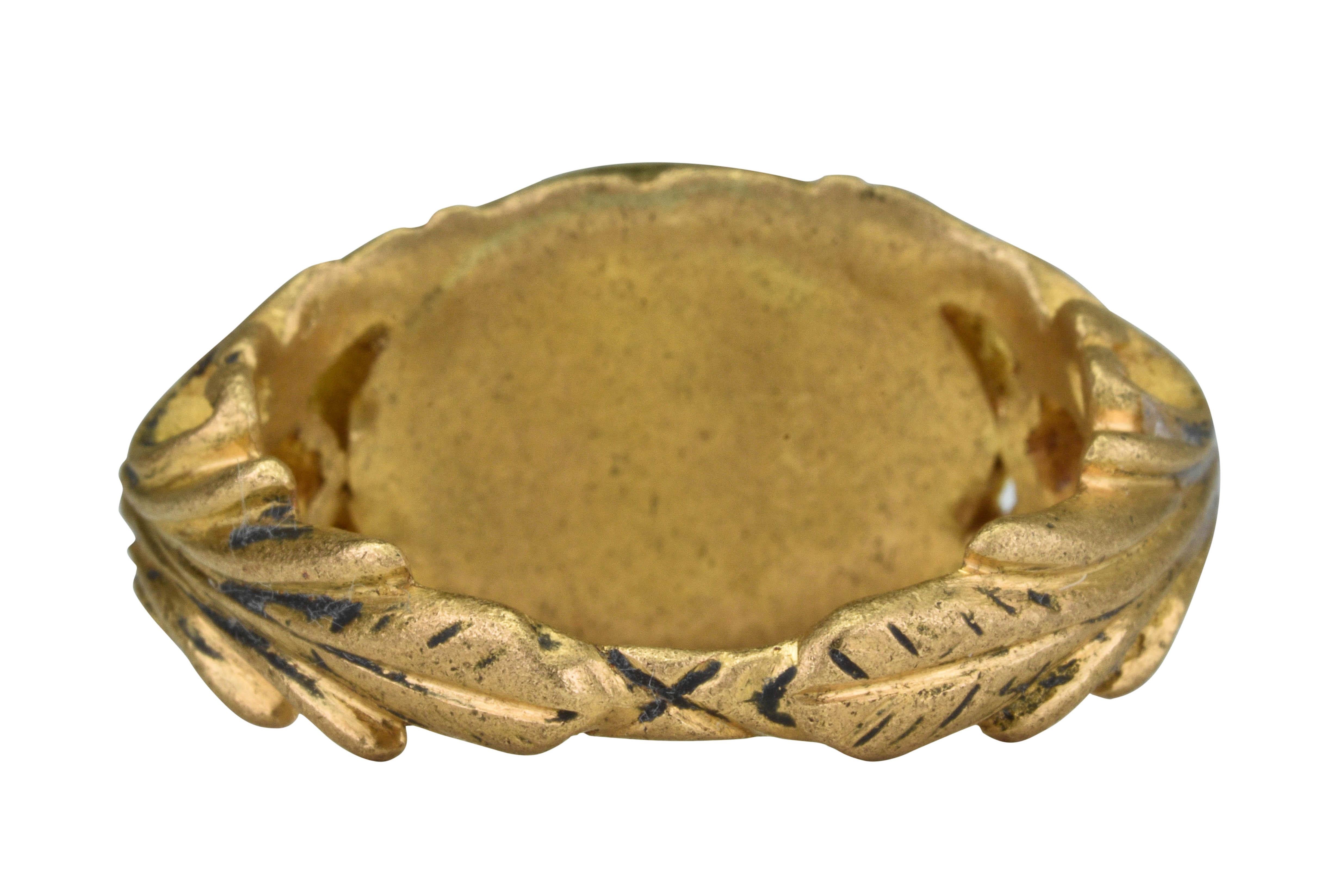 Antiker römischer Gold-Porträt-Intaglio-Siegelring (Klassisch-römisch) im Angebot