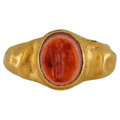 Ancient Roman gold ring with agate intaglio of Minerva, circa 2nd - 3rd century