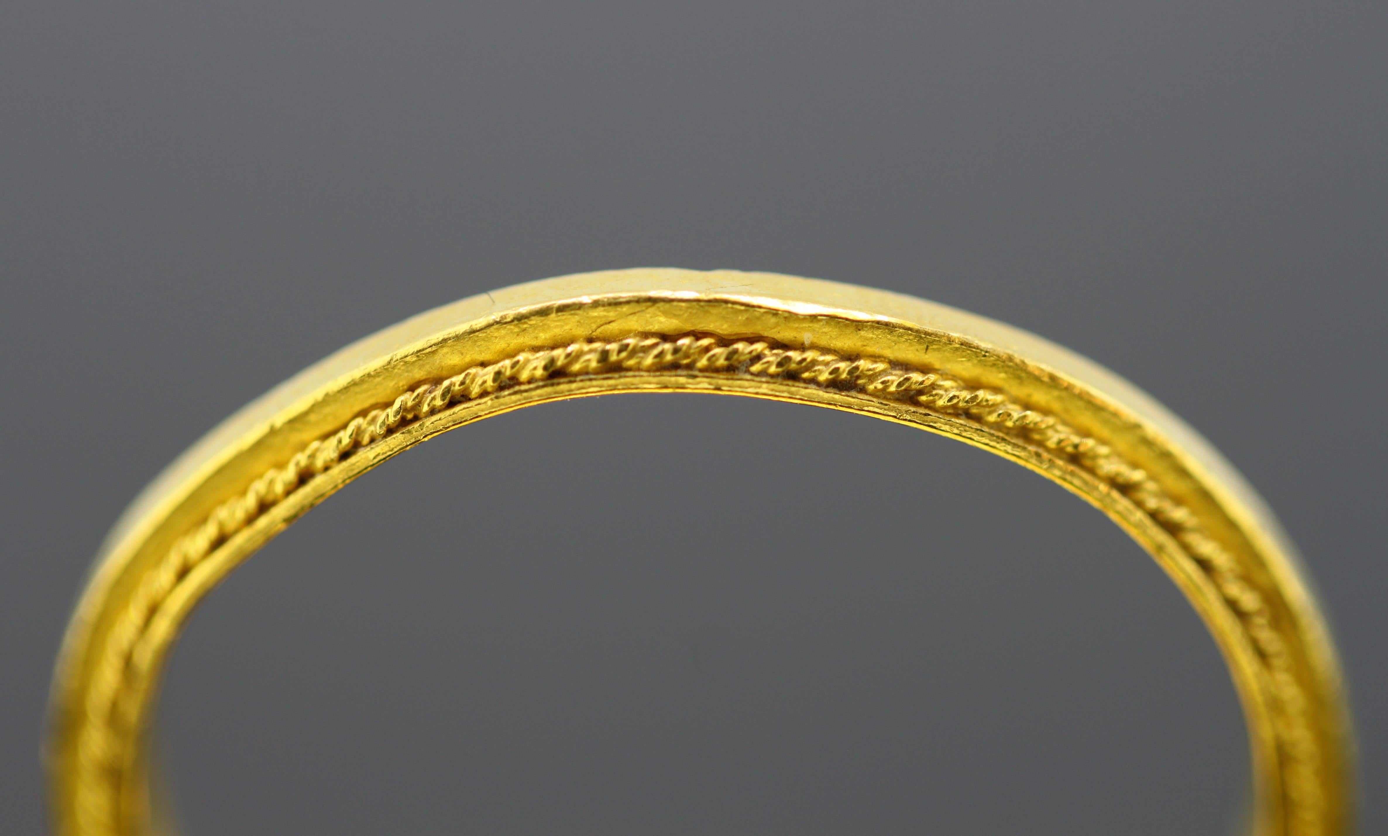 Ancient Roman Gold Ring with Nicolo Intaglio of Venatores, 1st-3rd Century Ad 3