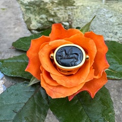 Ancient Roman iIntaglio 1st-2nd Cent. AD 18 Kt Gold Ring depicting Pegasus