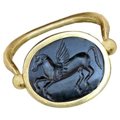 Antique Ancient Roman iIntaglio 1st-2nd Cent. AD 18 Kt Gold Ring depicting Pegasus