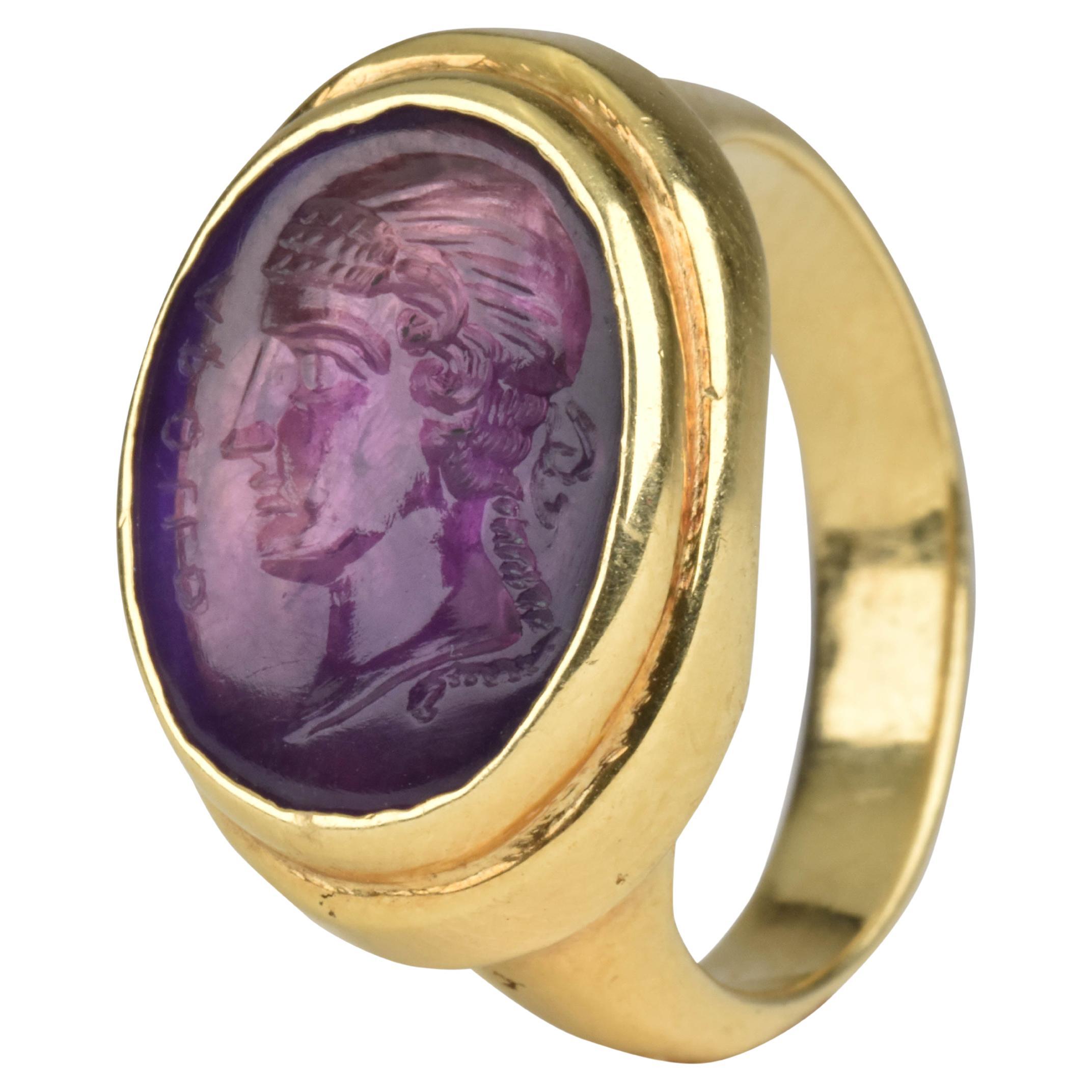 Ancient Roman Portrait Amethyst Intaglio in a Neo-Classical Gold Signet Ring