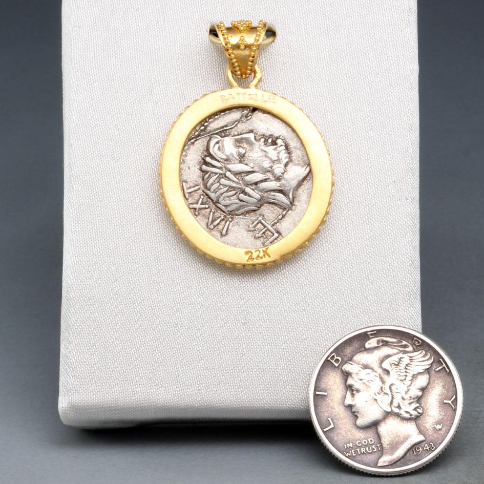 men's 22k gold pendant