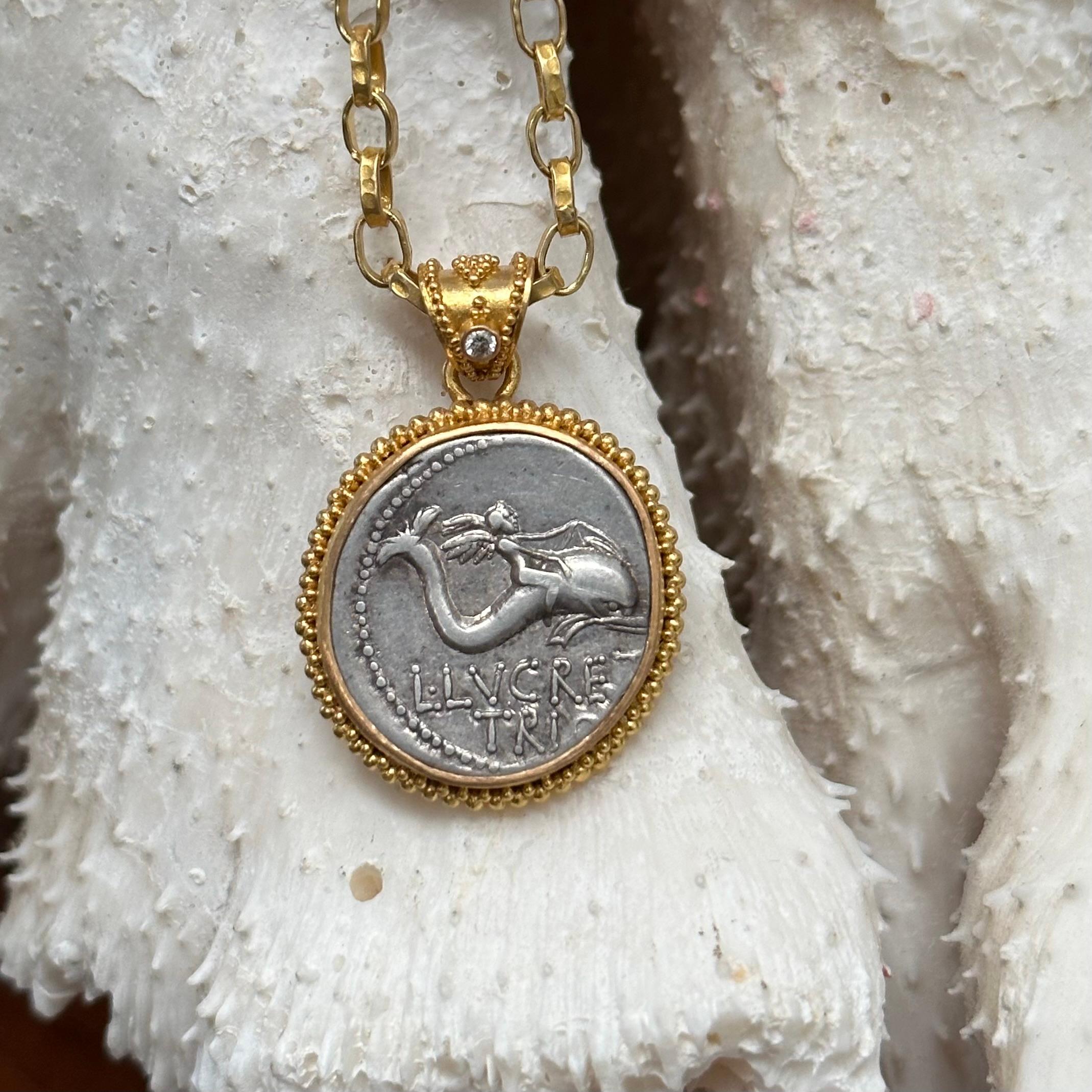 Ancient Roman Republic 1st Century BC Dolphin Rider Coin 22k Gold Pendant In New Condition For Sale In Soquel, CA