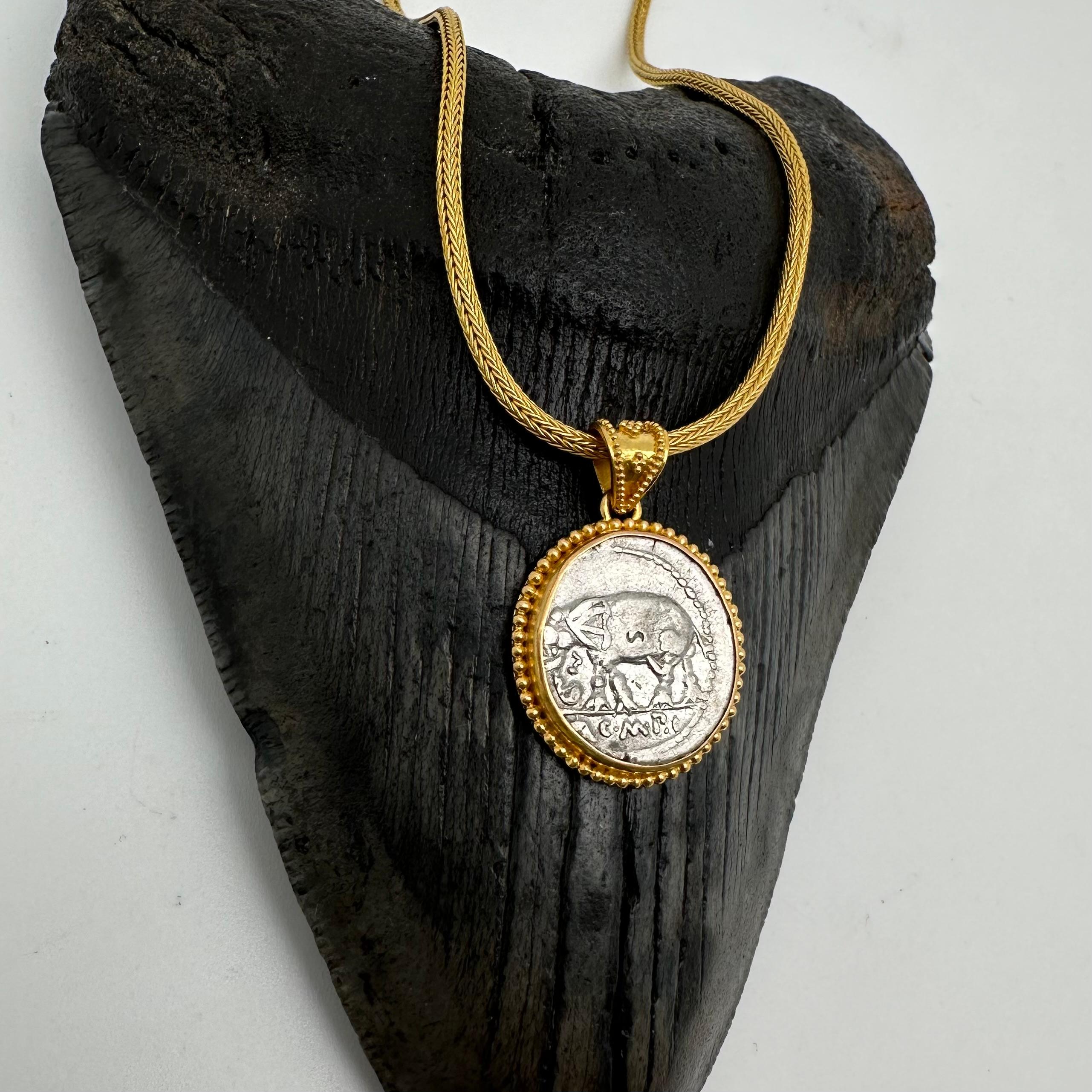 Ancient Roman Republic 1st Century BC Elephant Coin 22K Gold Pendant. For Sale 4