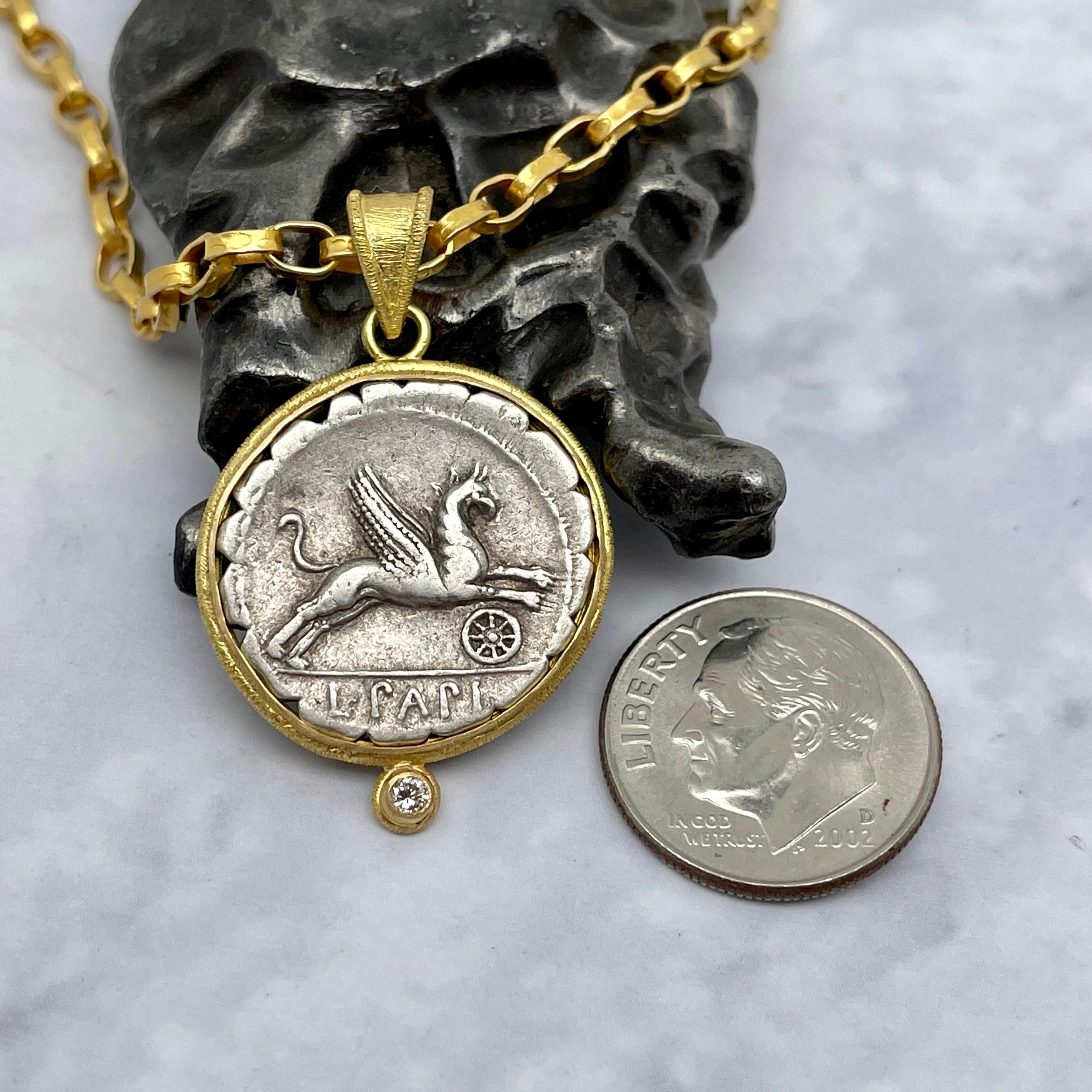 Ancient Roman Republic 1st Century BC Griffin Coin Diamond 18K Gold Pendant In New Condition For Sale In Soquel, CA
