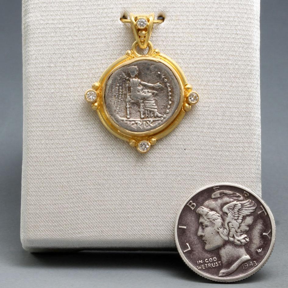 Women's or Men's Ancient Roman Republic 1st Century BC Victoria Coin Diamonds 18K Gold Pendant For Sale