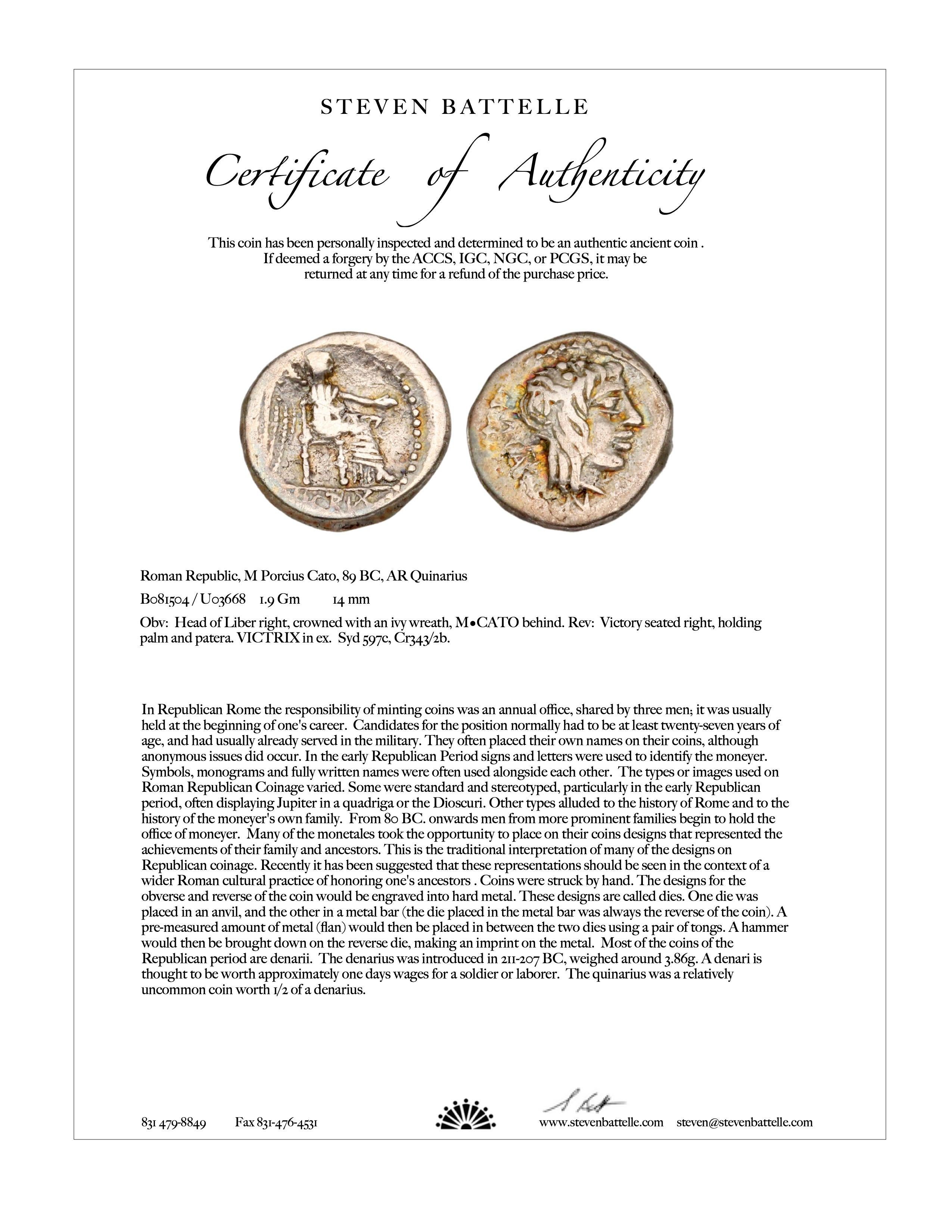 Ancient Roman Republic 1st Century BC Victoria Coin Diamonds 18K Gold Pendant For Sale 1