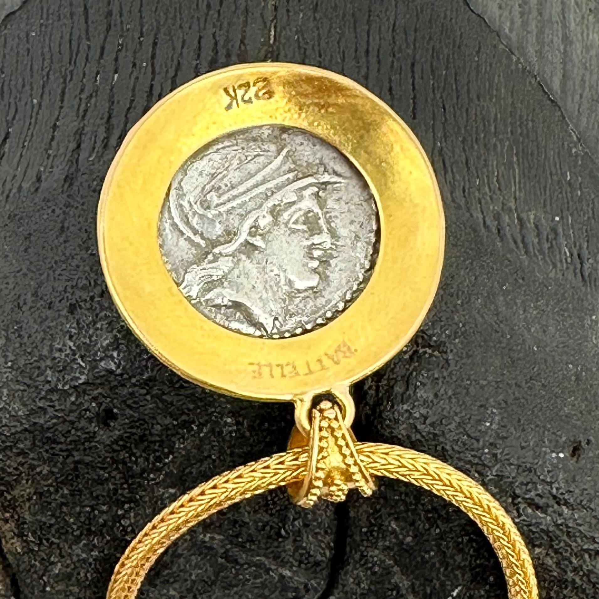 Ancient Roman Republic 1st Century BC Wolf Coin 22k Gold Pendant For Sale 5