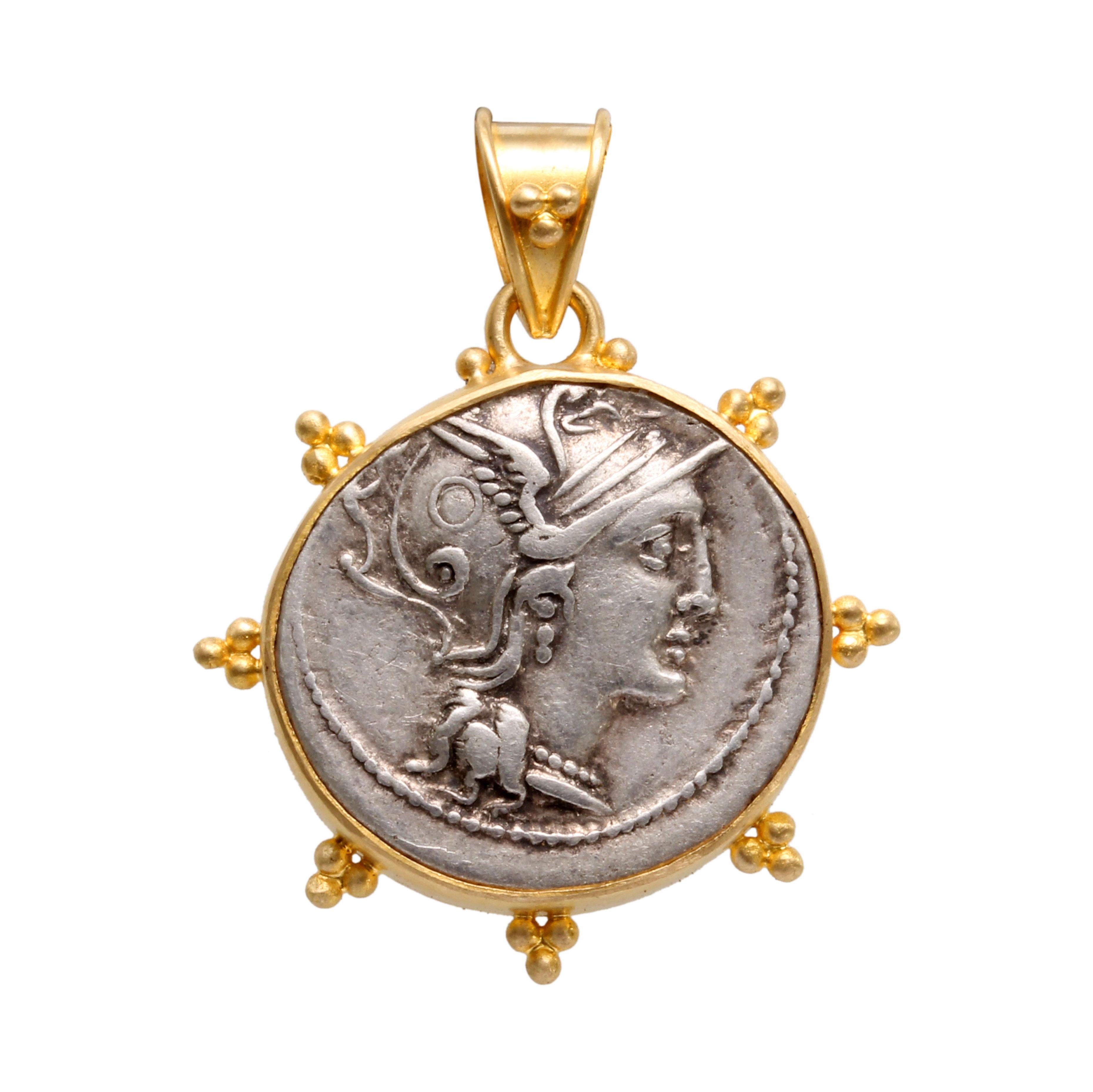 Ancient Roman Republic 2nd Century BC Goddess Roma Coin 18K Gold Pendant For Sale 2