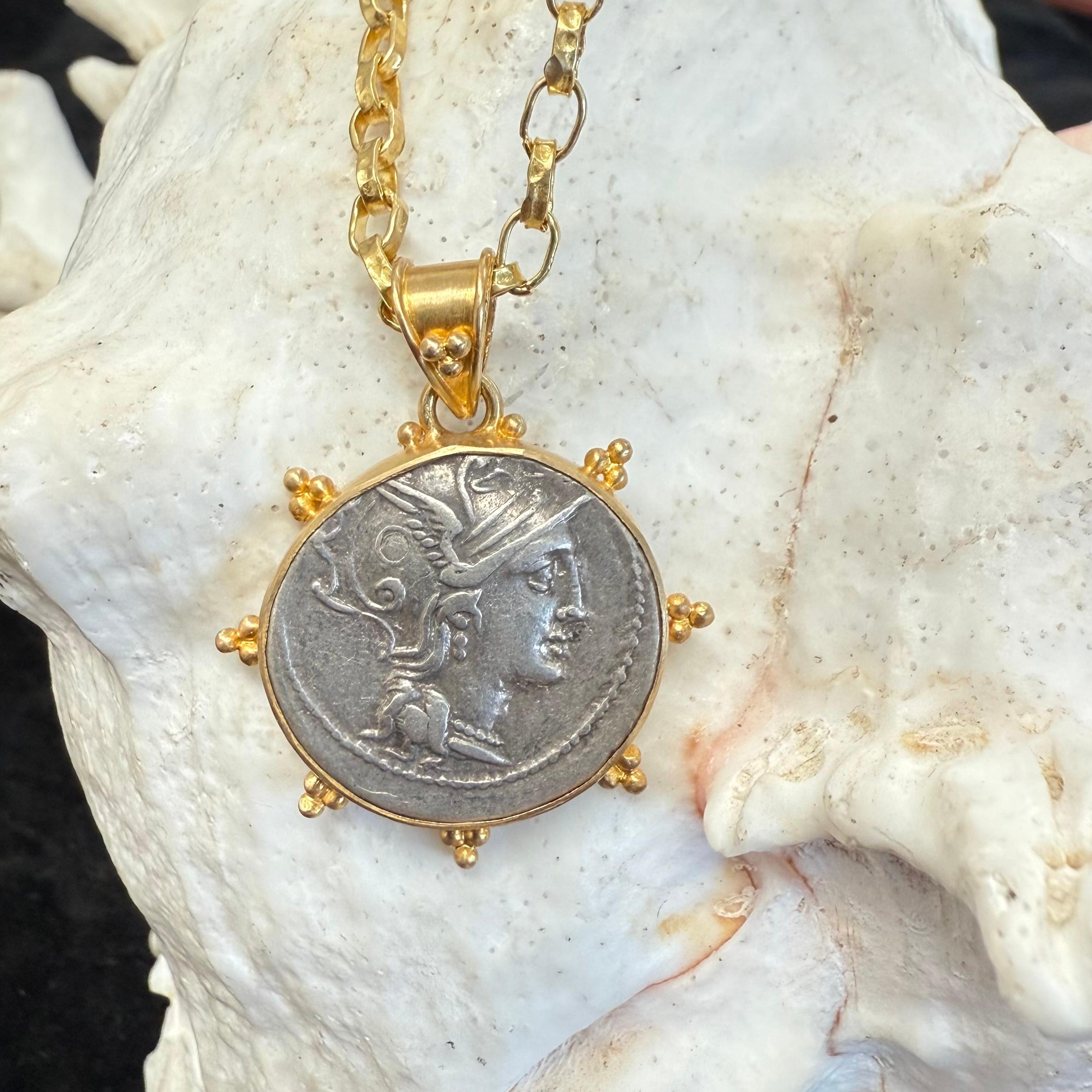 Ancient Roman Republic 2nd Century BC Goddess Roma Coin 18K Gold Pendant For Sale 3