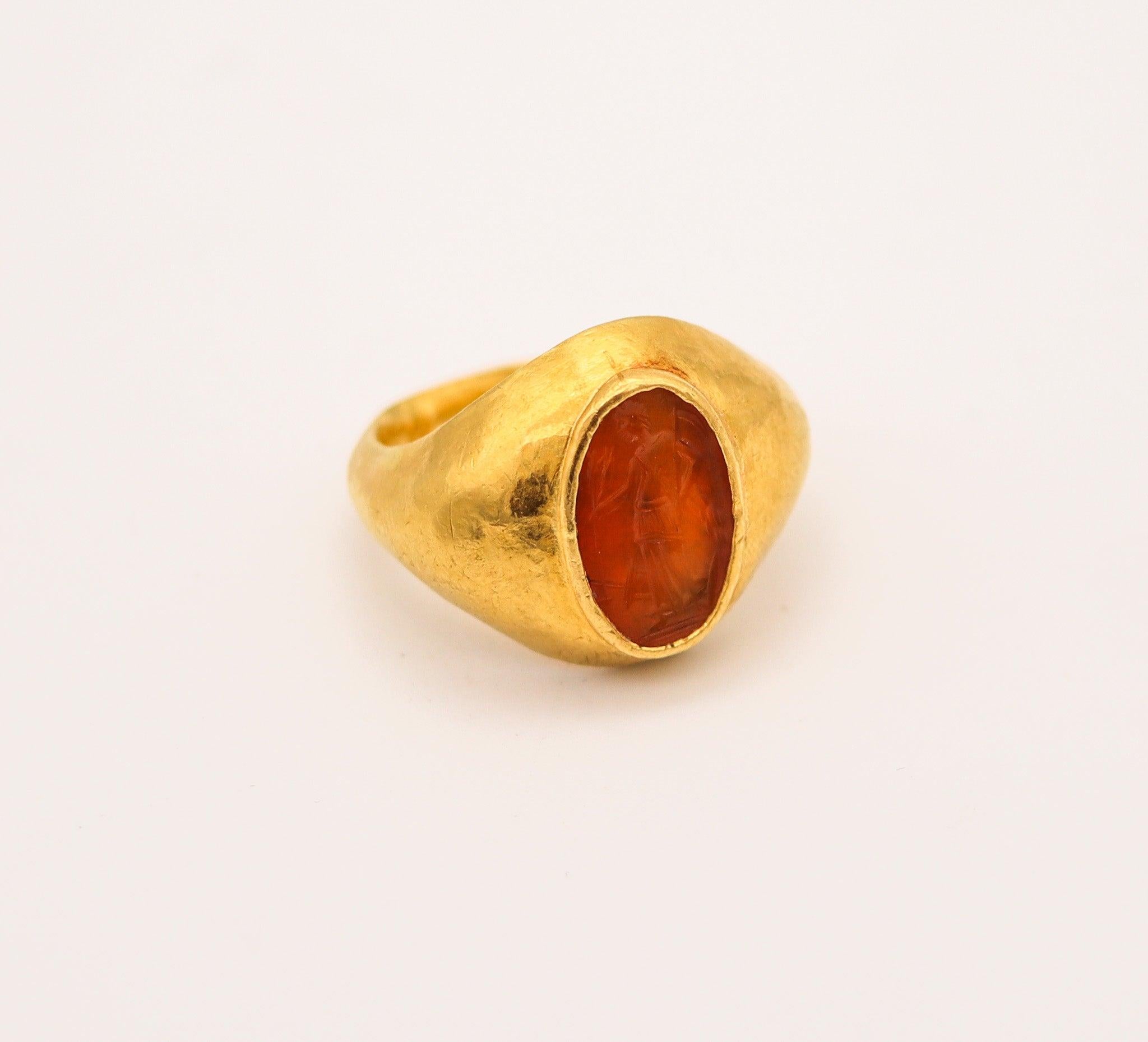 Classical Roman ANCIENT ROME 100-200 AD Signet Intaglio Ring In 23Kt Gold & Carved Carnelian