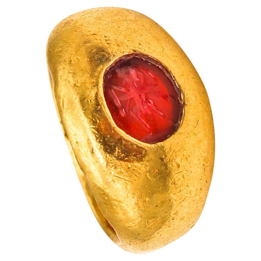 Ancient Rome 100 AD Signet Intaglio Ring 22Kt Yellow Gold with Carved Carnelian