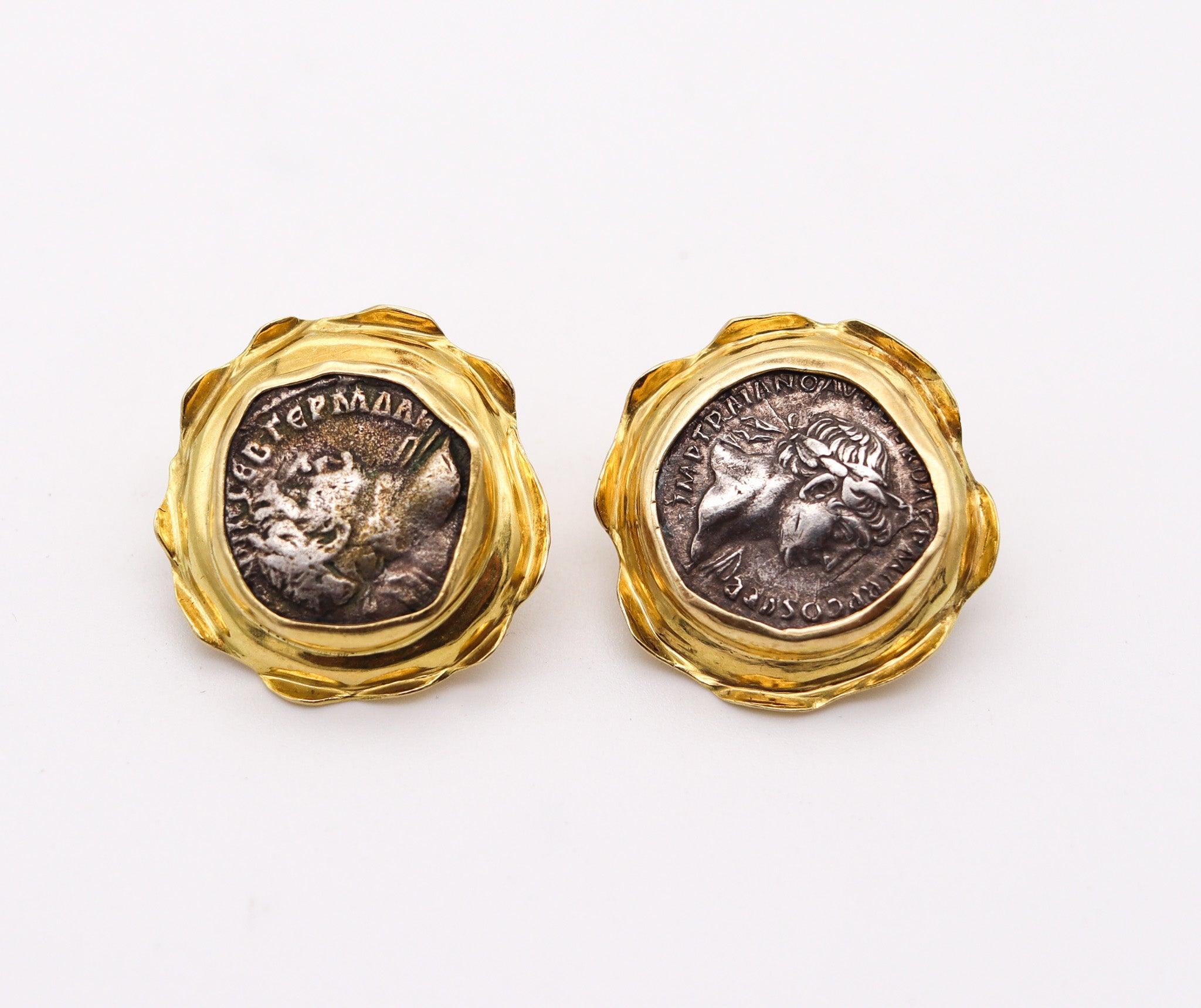 Classical Roman ANCIENT ROME 98-117 AD Denarius Coins Clips-On Earrings In 18Kt Yellow Gold For Sale