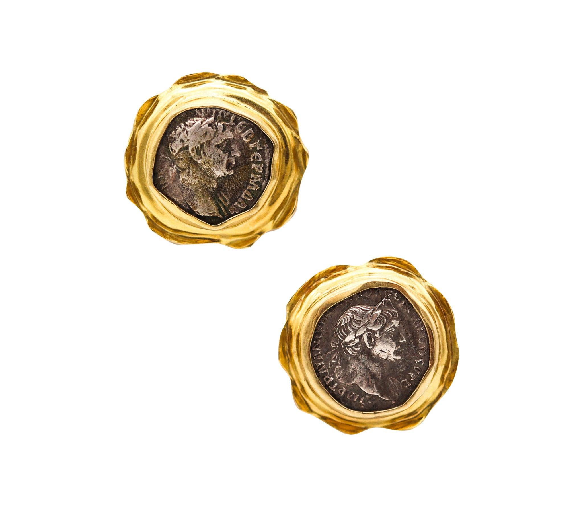 Women's ANCIENT ROME 98-117 AD Denarius Coins Clips-On Earrings In 18Kt Yellow Gold For Sale