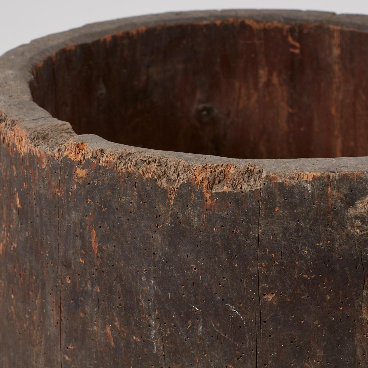 Ancient Rustic Wooden Planter, Catalonia, 1700s In Good Condition In London, GB