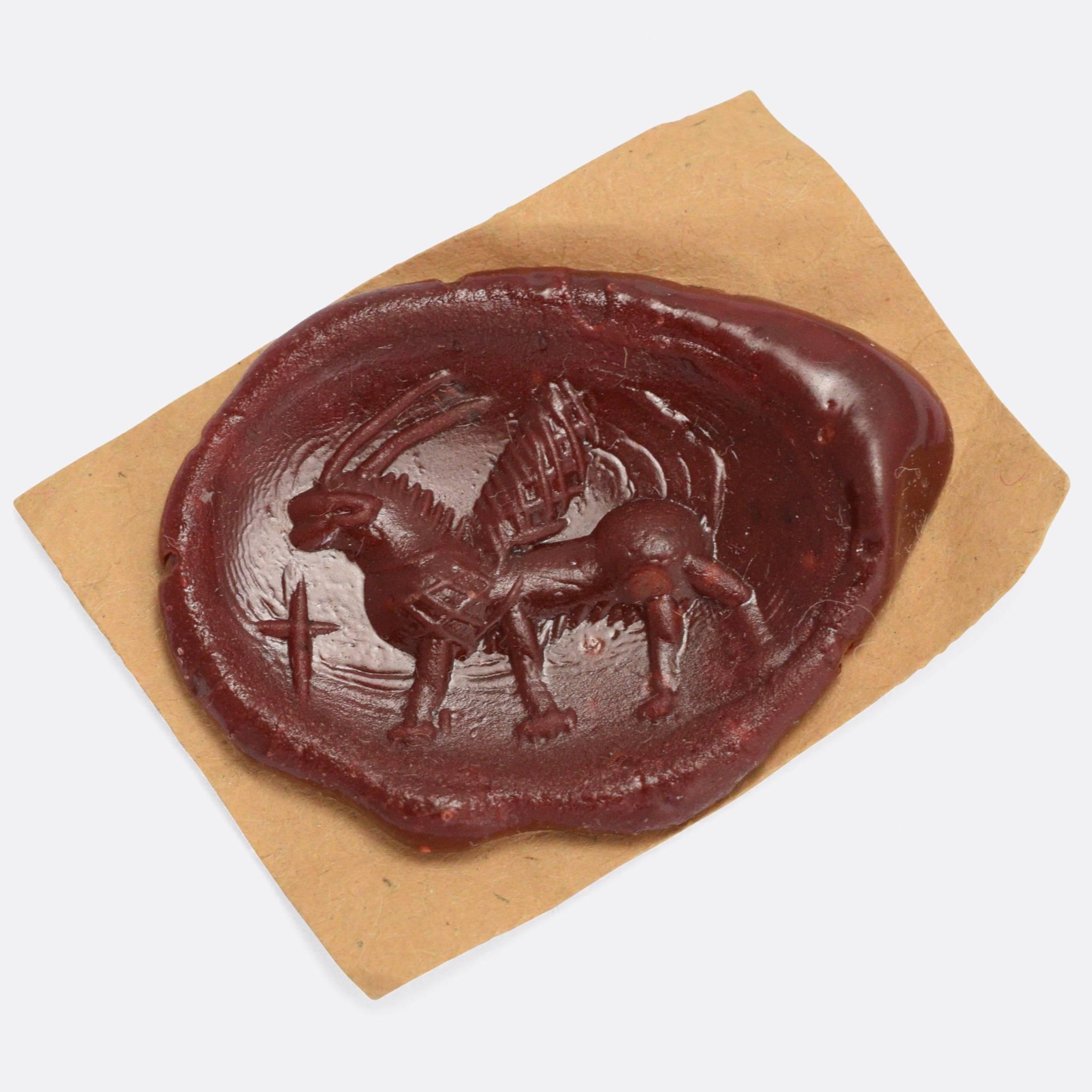 An incredible antique intaglio pendant depicting a Sasanian winged horse. The agate panel dates from around the 5th Century AD, with excellent detailing, and it remains in remarkably good condition. It has been set in a Georgian 18k gold mount, with