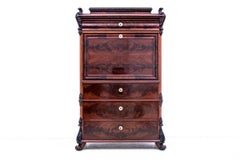 Secrétaire antique, Europe du Nord, vers 1850.