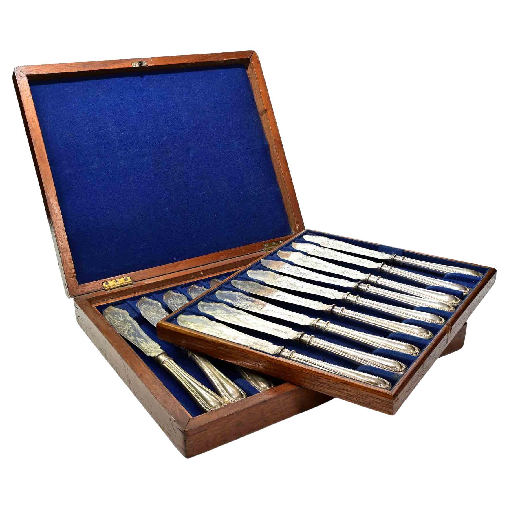 Ancient Set of Knives in Sheffield, 1870s For Sale