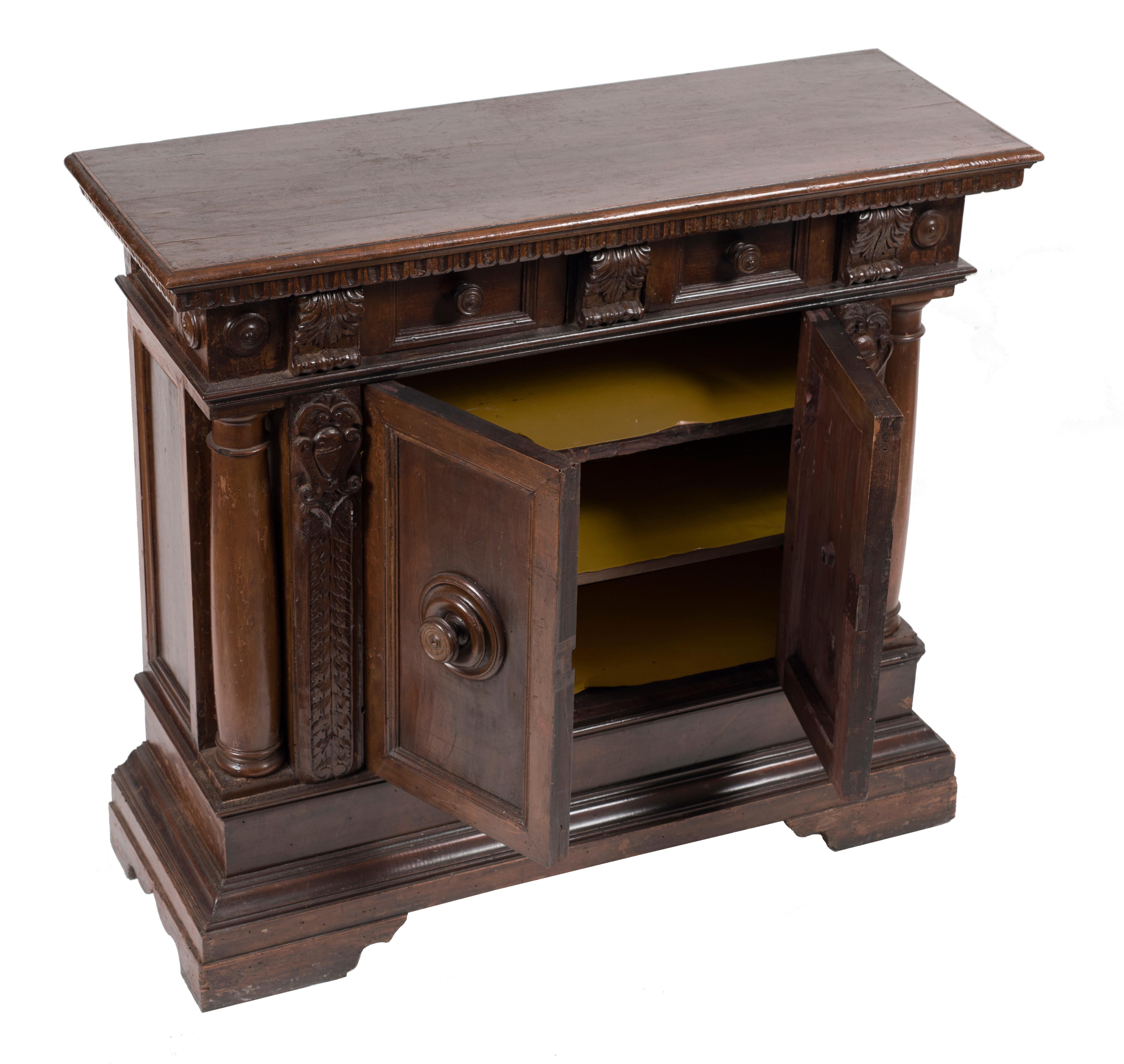 English Ancient Sideboard in Walnut, Italy, End of the 19th Century