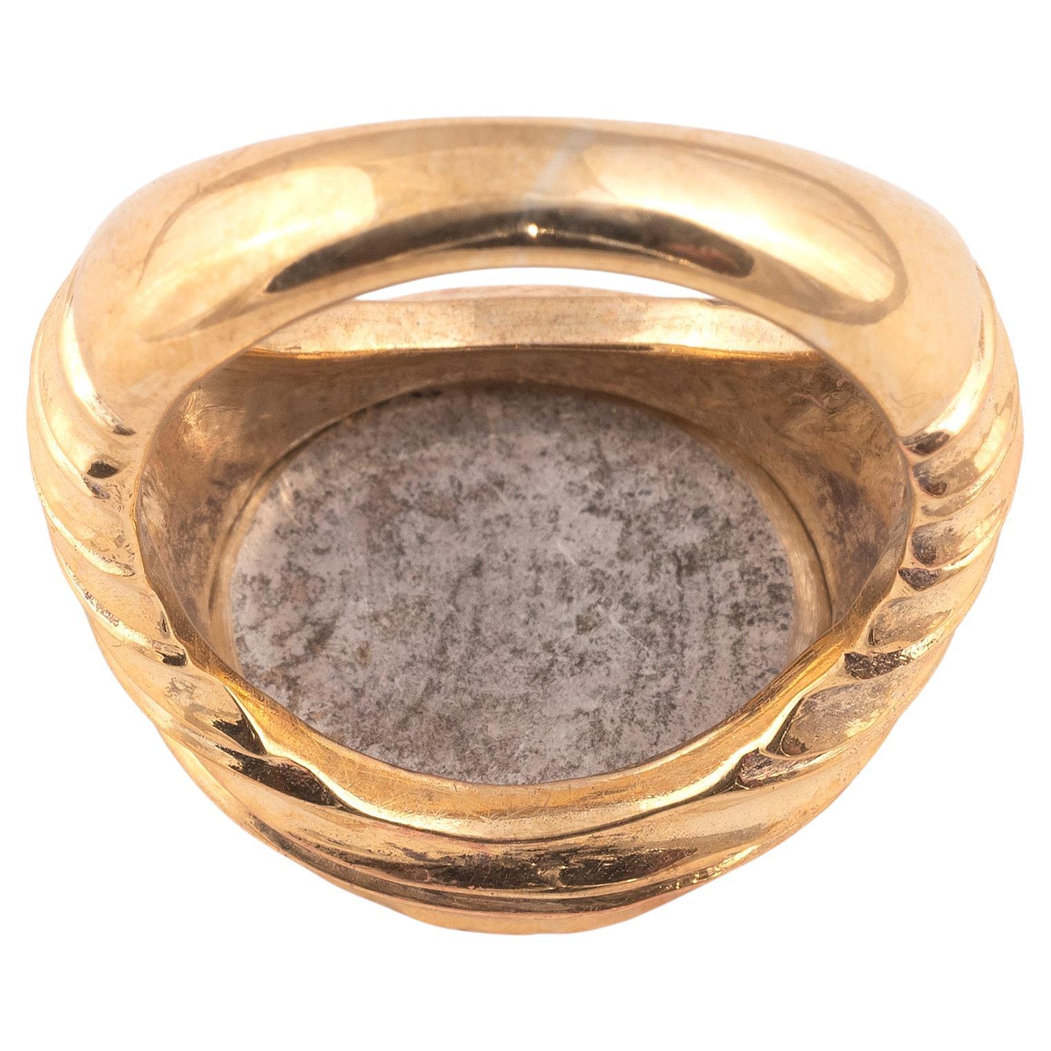 Ancient Silver Coin Medusa Gold Ring In Excellent Condition For Sale In Firenze, IT