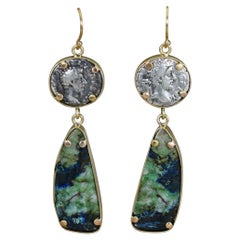 Orecchini pendenti in argento antico, monete greche e crisocolla azurite in oro 18 carati