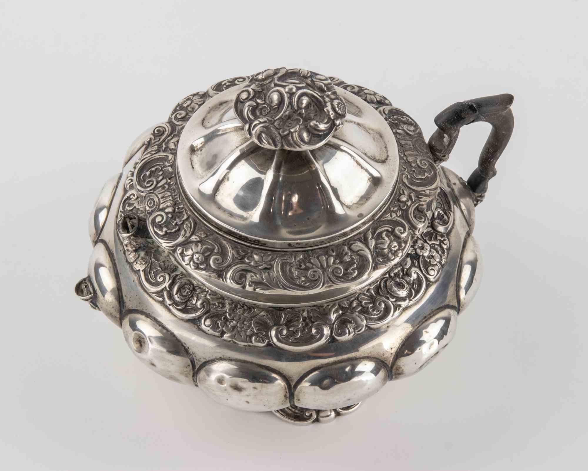 Ancient Sterling Silver Coffee and Tea Set, Italy, 19th Century For Sale 7