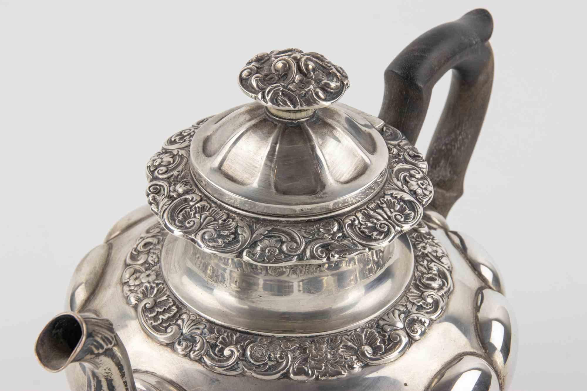 Ancient Sterling Silver Coffee and Tea Set, Italy, 19th Century For Sale 11