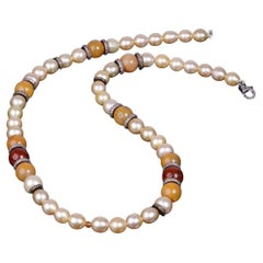 Collier perles et jade multicolore de style ancien avec espacement en diamants