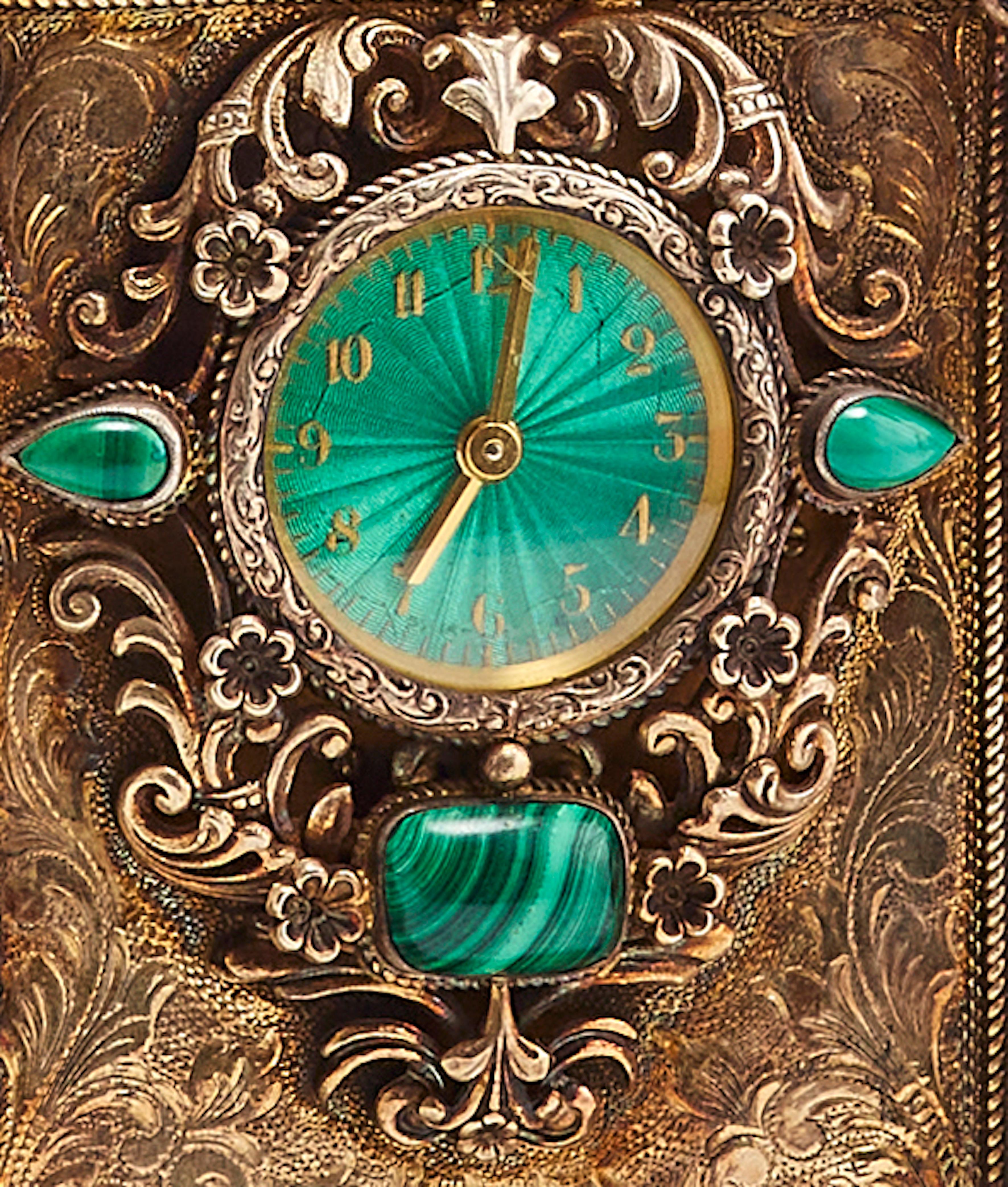Horloge de table ancienne Excellent état - En vente à Tel Aviv, IL