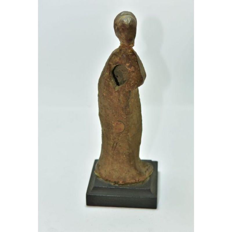 Tanagra antigua de terracota (restaurada) de 18 cm de altura.

Más información:
Material: Terracota
Dimensión: 18 cm H.