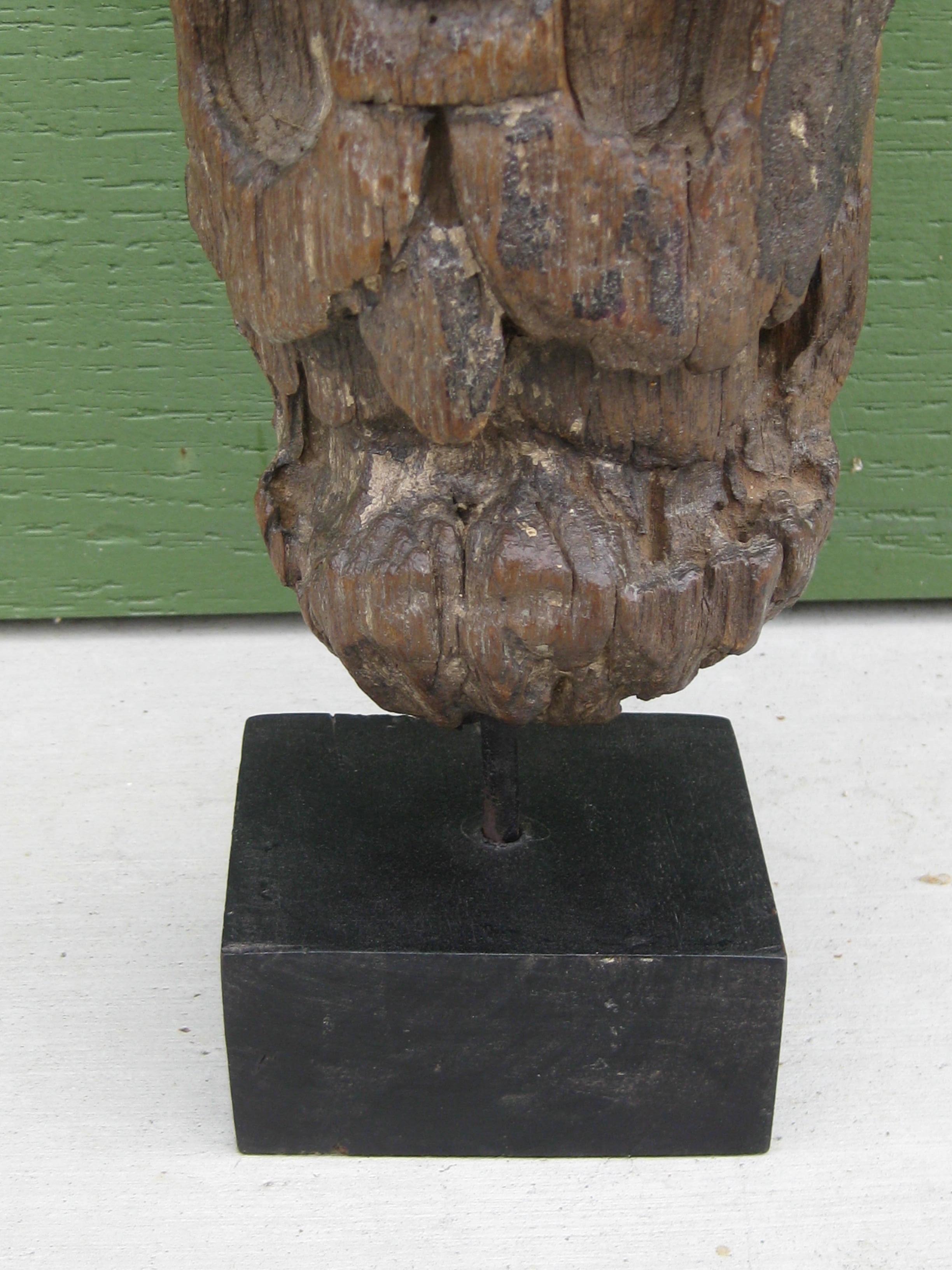 Ancient Thai Burmese Southeast Asia Temple Goddess Deity Wood Statue Sculpture In Good Condition For Sale In San Diego, CA