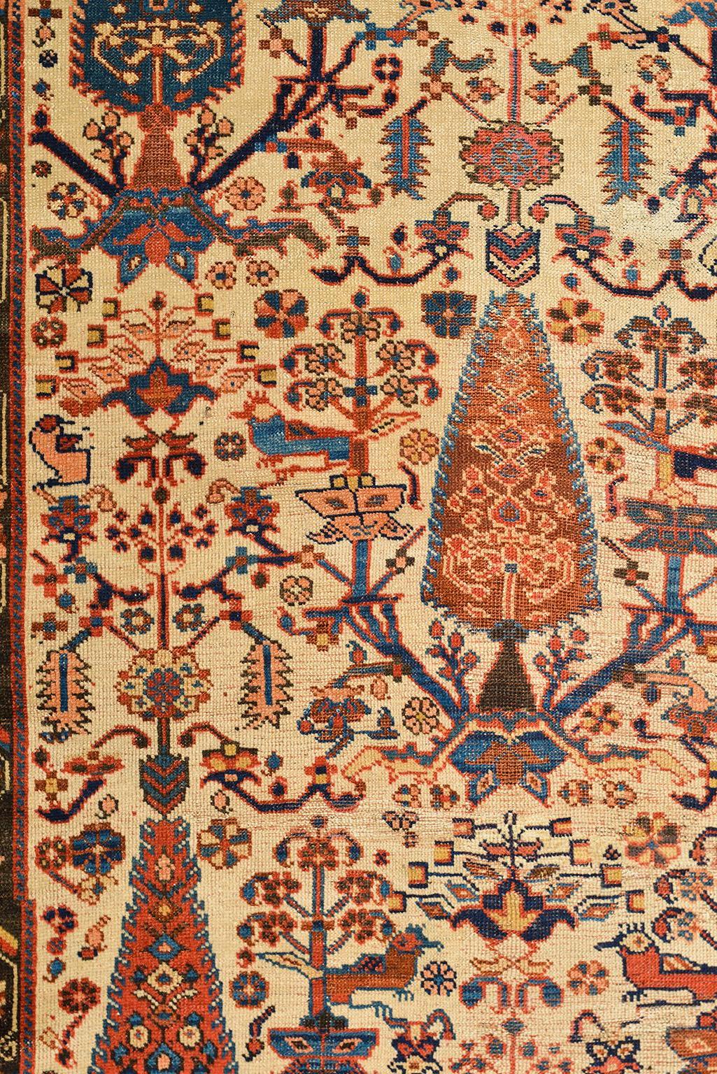 Autre Ancien spécimen unique du tapis oriental nomade en vente