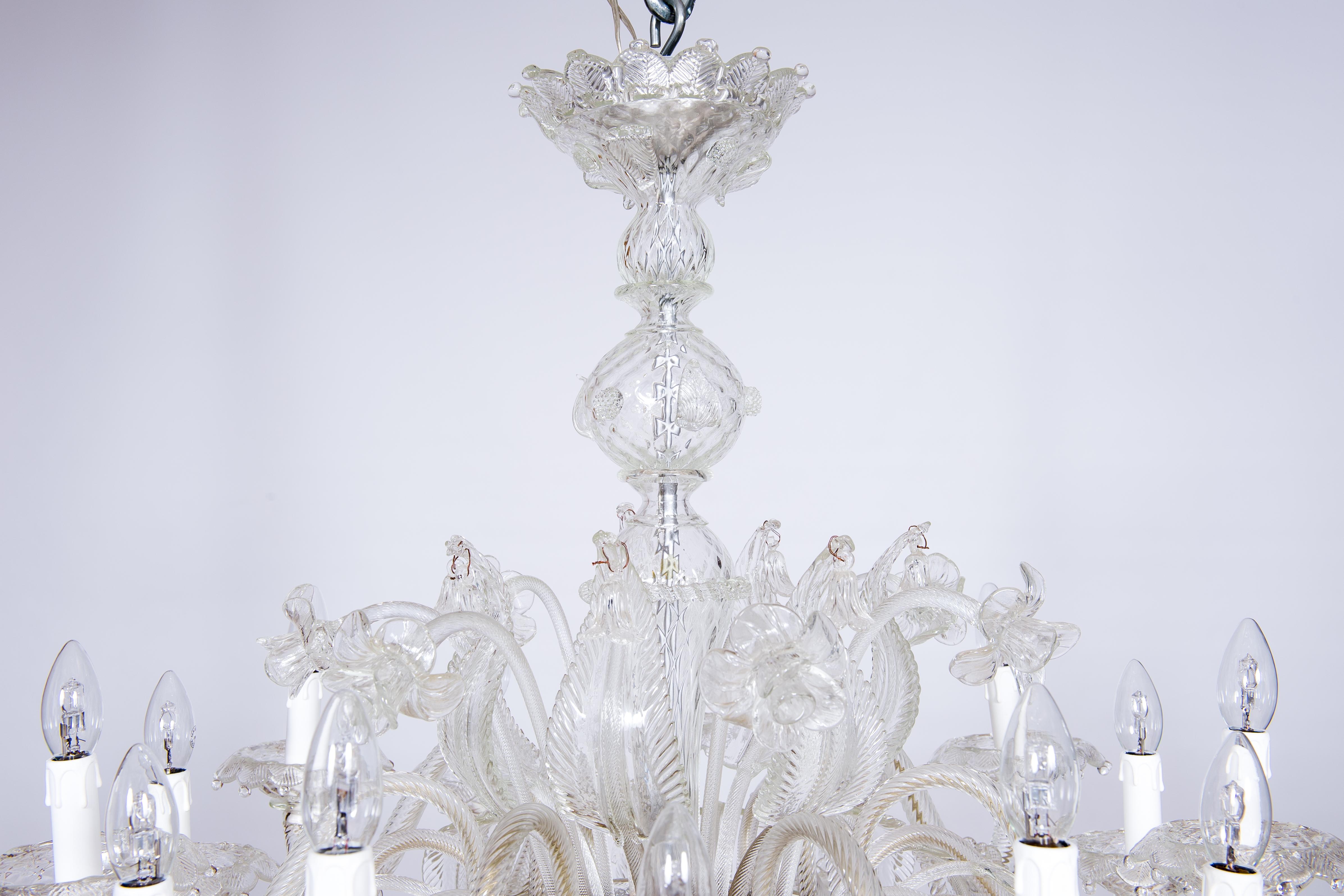 Venetian Chandelier in Transparent Murano Glass, Italy 1950s For Sale 5