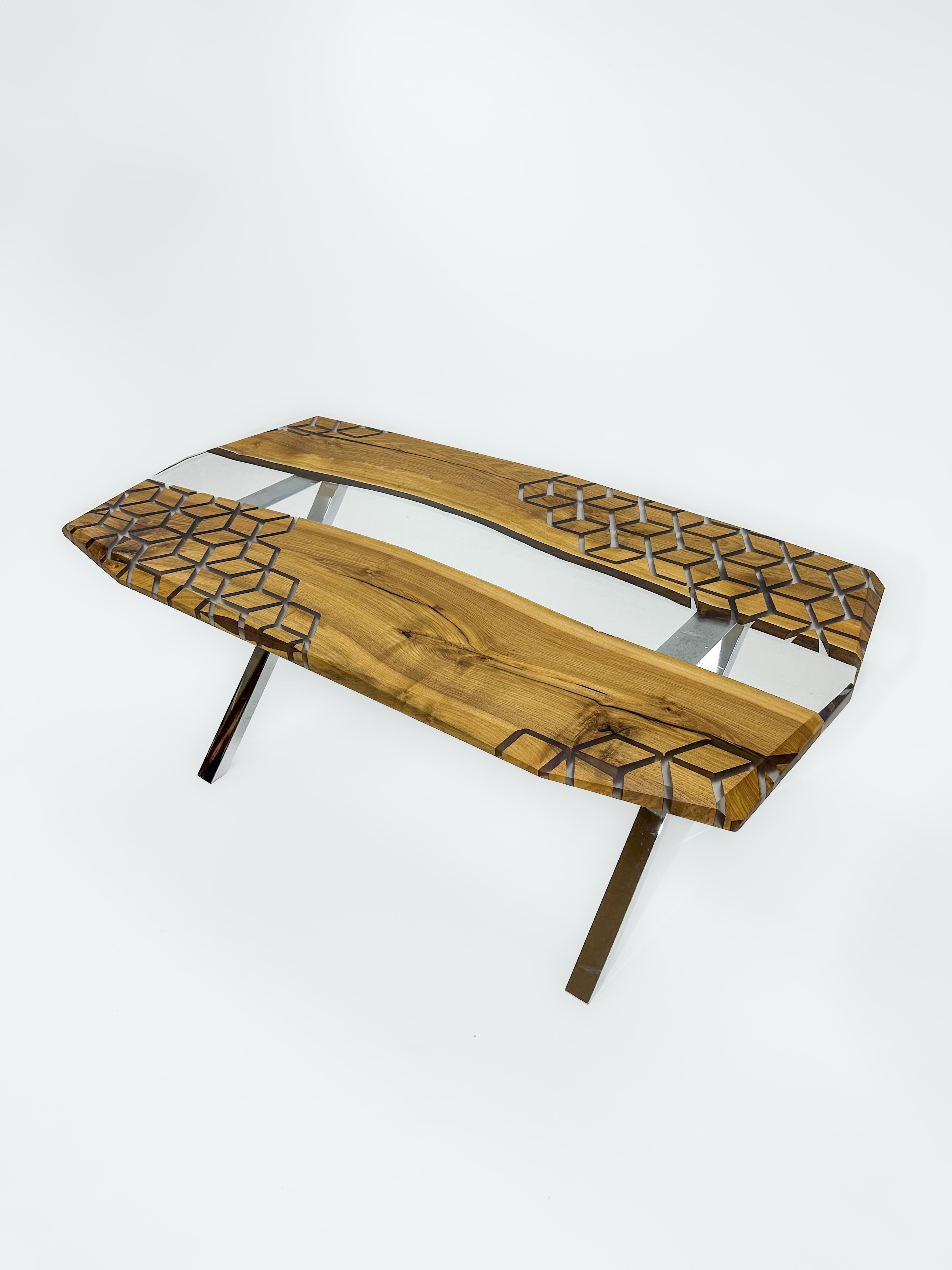 Sculpté à la main Table de salle à manger en époxy transparent - Table en résine de rivière en bois de noyer en vente
