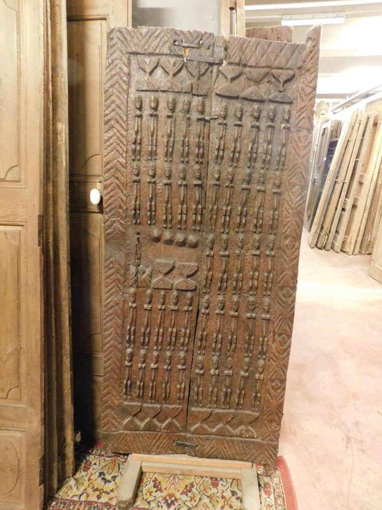 Ancient Wooden Door of African Tribal Chieftain For Sale at 1stDibs