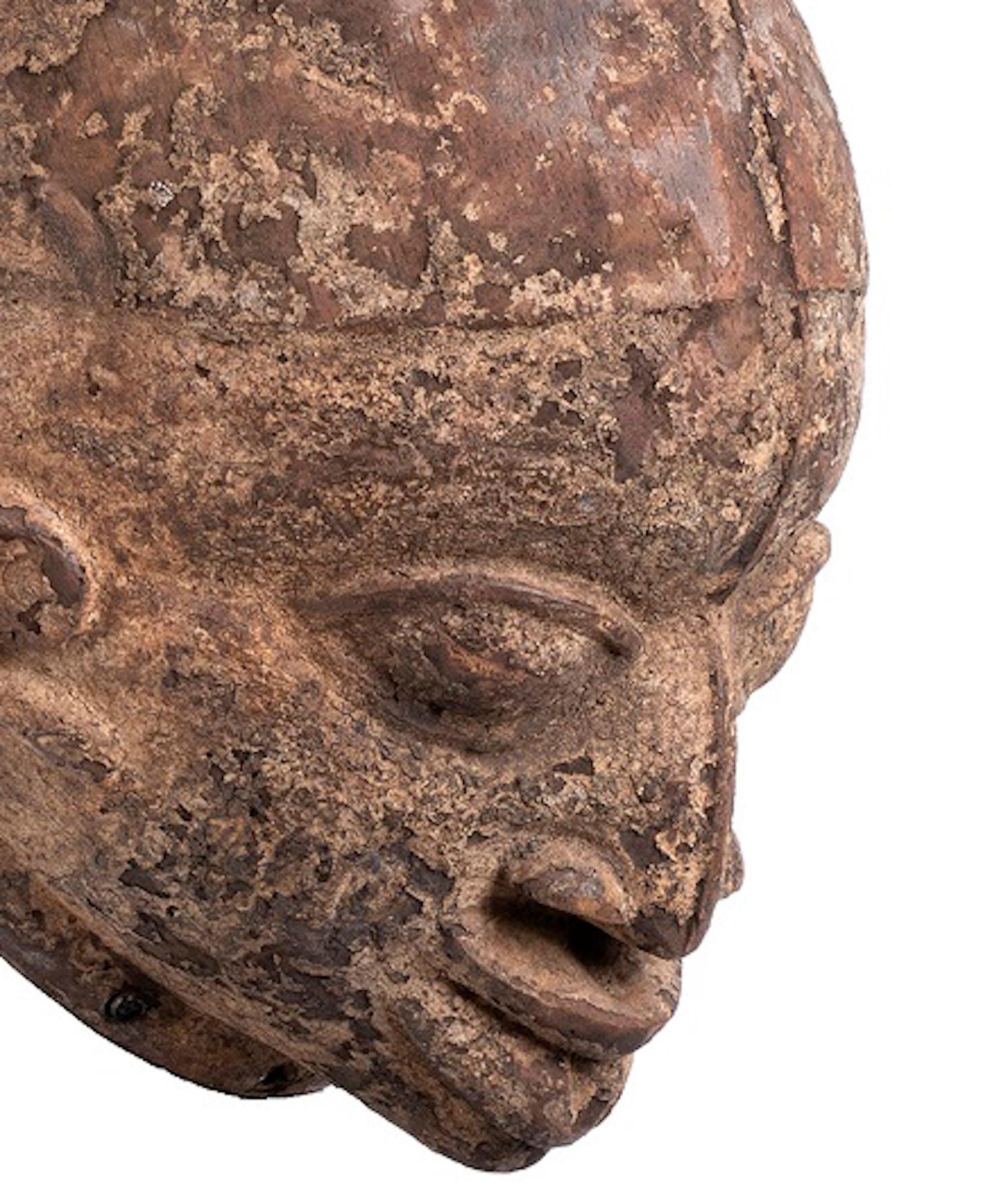 Ancient Yoruba Wooden Mask, Nigeria/Benin In Good Condition In Roma, IT