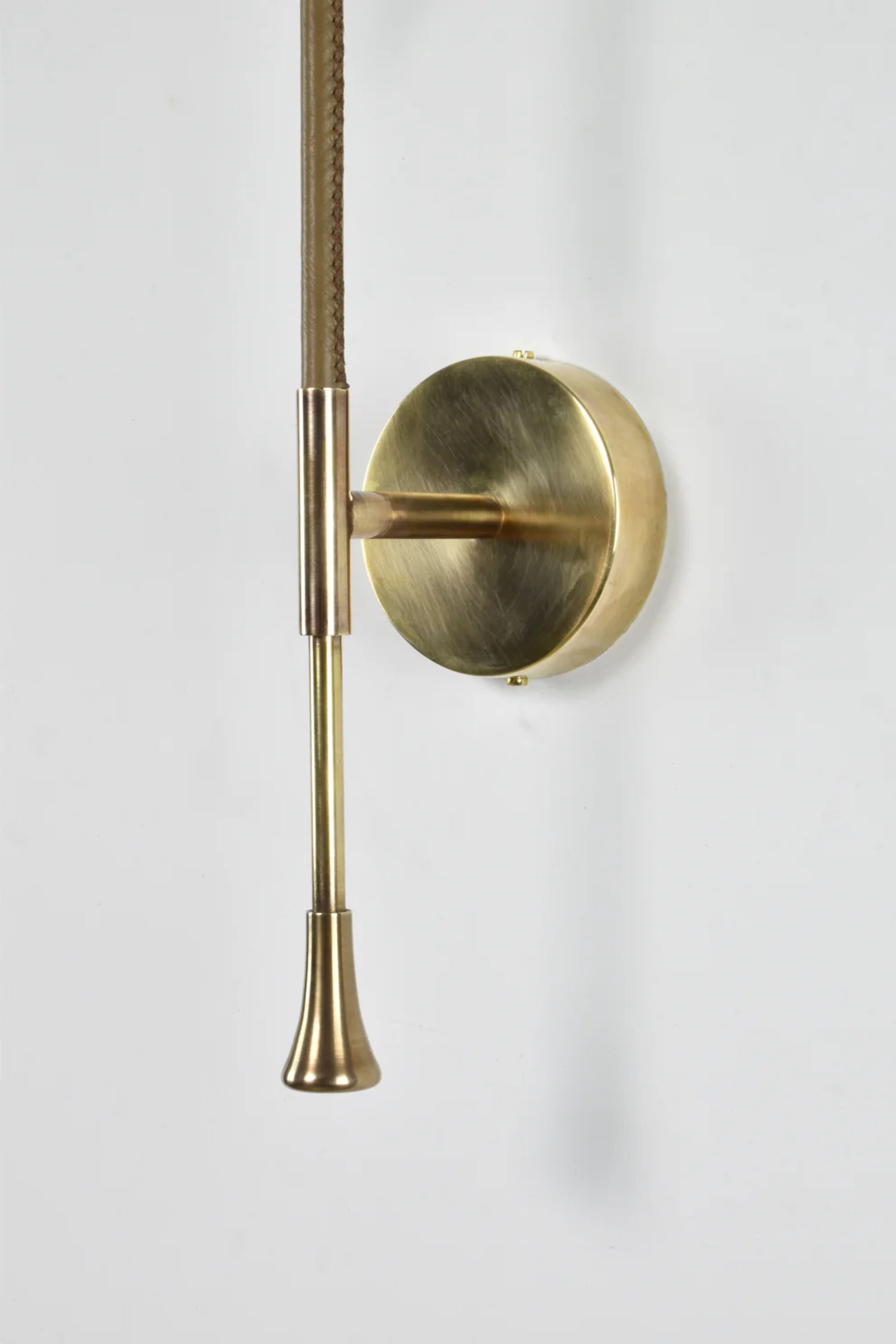 Ancora-W1 Aplique Contemporáneo Articulado de Latón, Colección Flow en venta 2