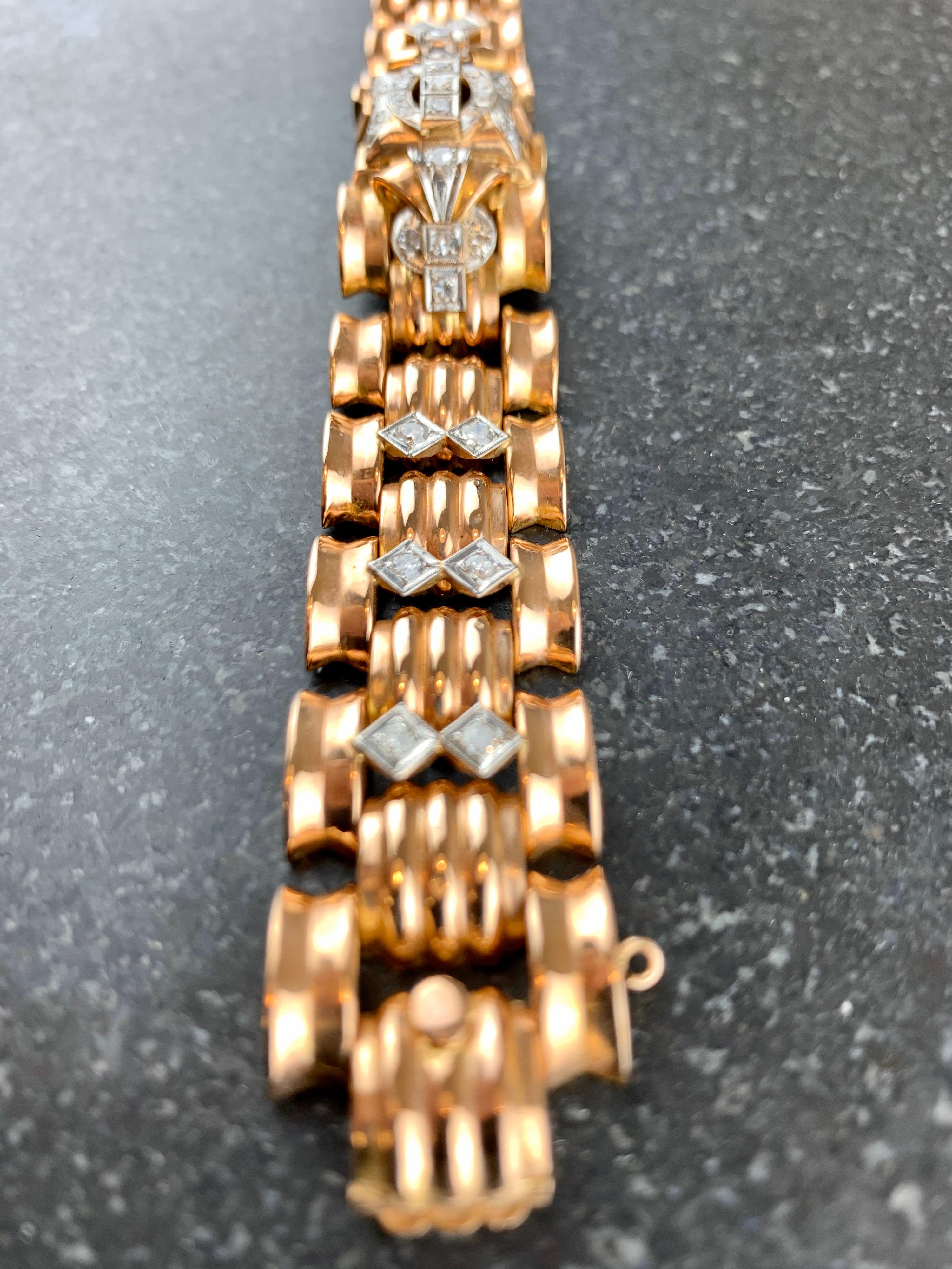 Ancre 15 Rubis 18 Carat Gold Diamond Ladies Watch For Sale 8
