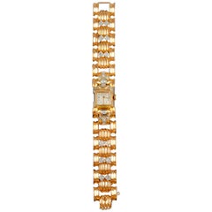 Antique Ancre 15 Rubis 18 Carat Gold Diamond Ladies Watch