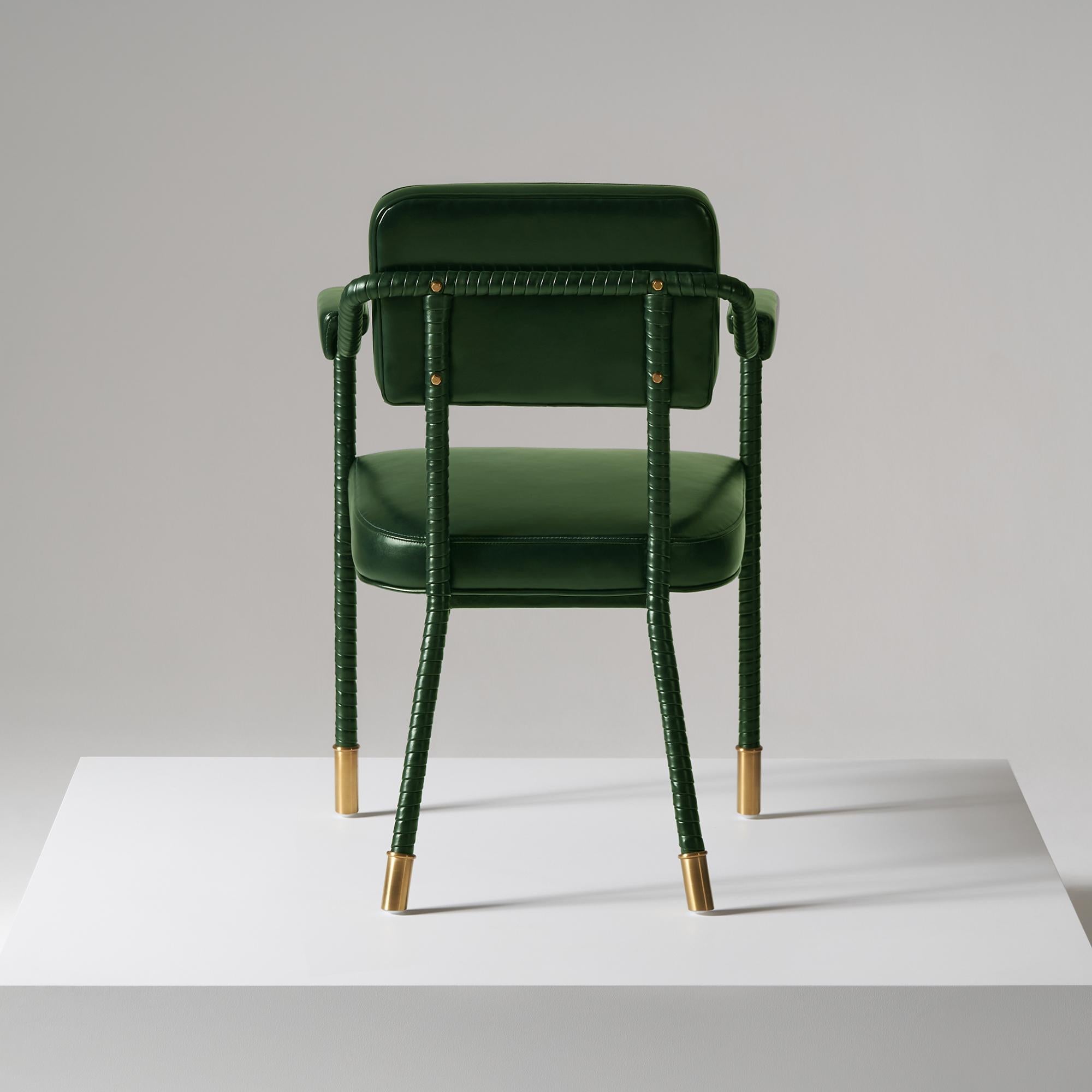 Anglais Chaise de salle à manger Easton, entièrement recouverte de cuir rembourré de couleur verte en vente