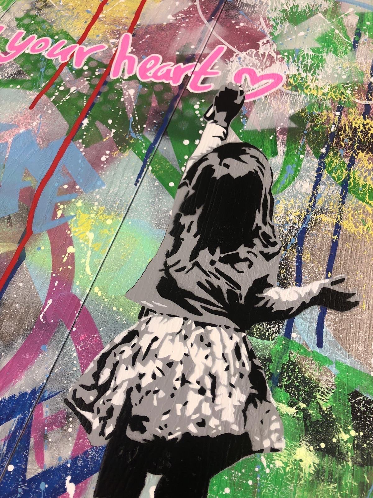 Follow your heart Panel (Suivre votre cœur) par AND WOT (Street Art), 2022 3