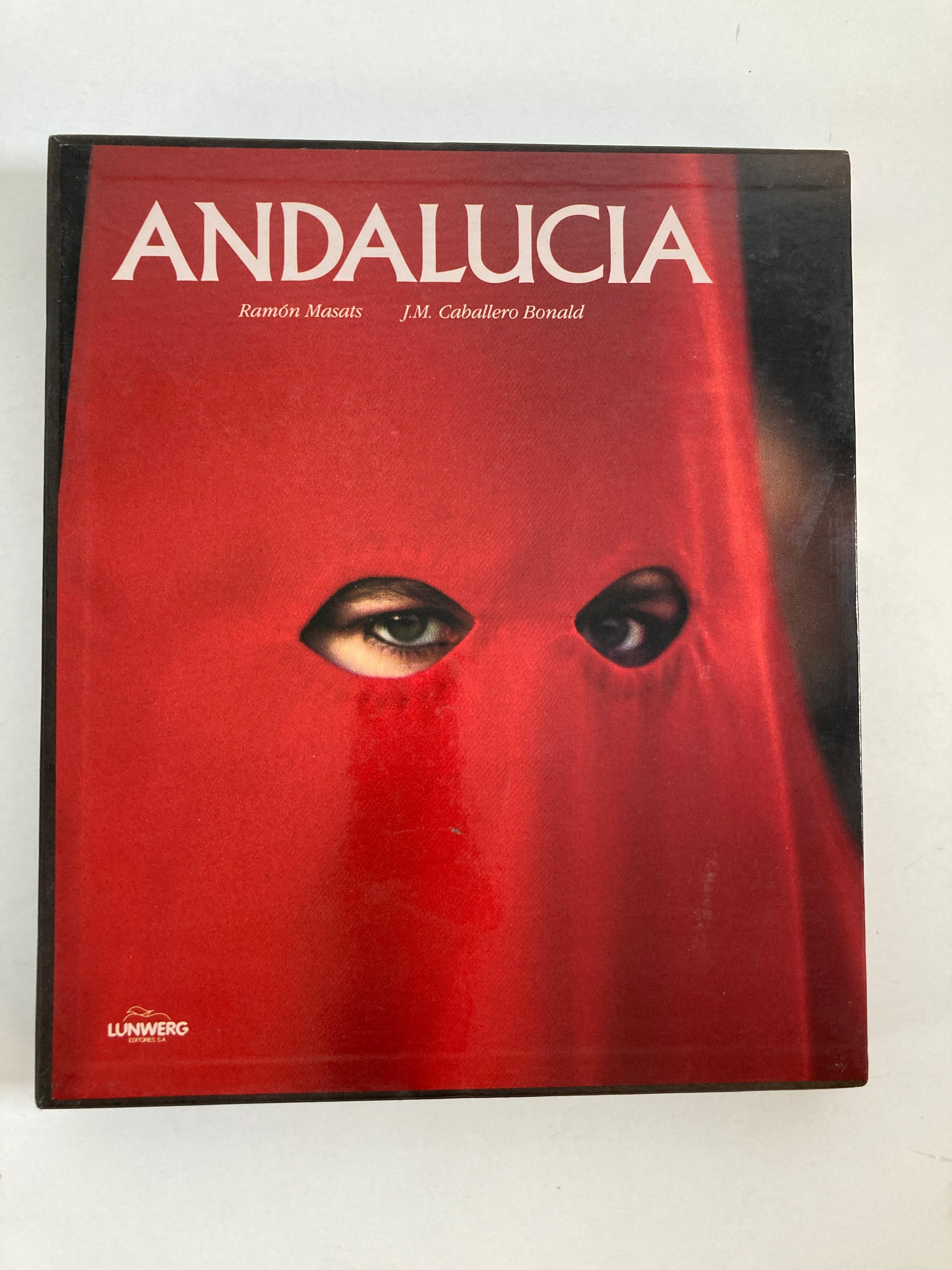 Andalucia book by José Manuel Caballero and Ramón Masats Hardcover Book.
Andalucia, is a magnificent book composed of the photographs of Ramón Masats and the texts of the Jerez-born writer and National Prize for Literature and Poetry, José Manuel