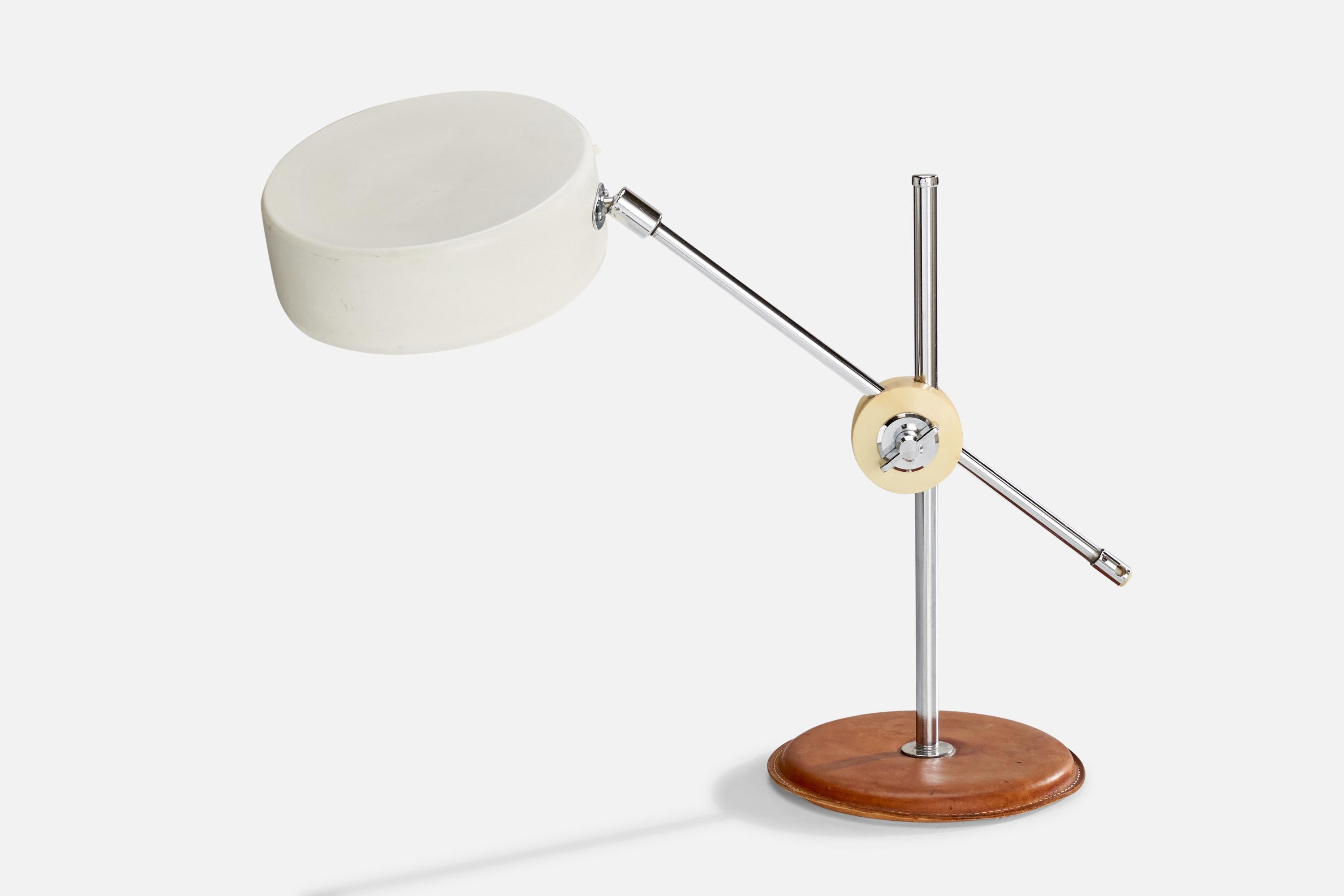 Anders Pehrson, Lámpara de mesa, Cuero, Metal, Plástico, Suecia, Años 60 Sueco en venta