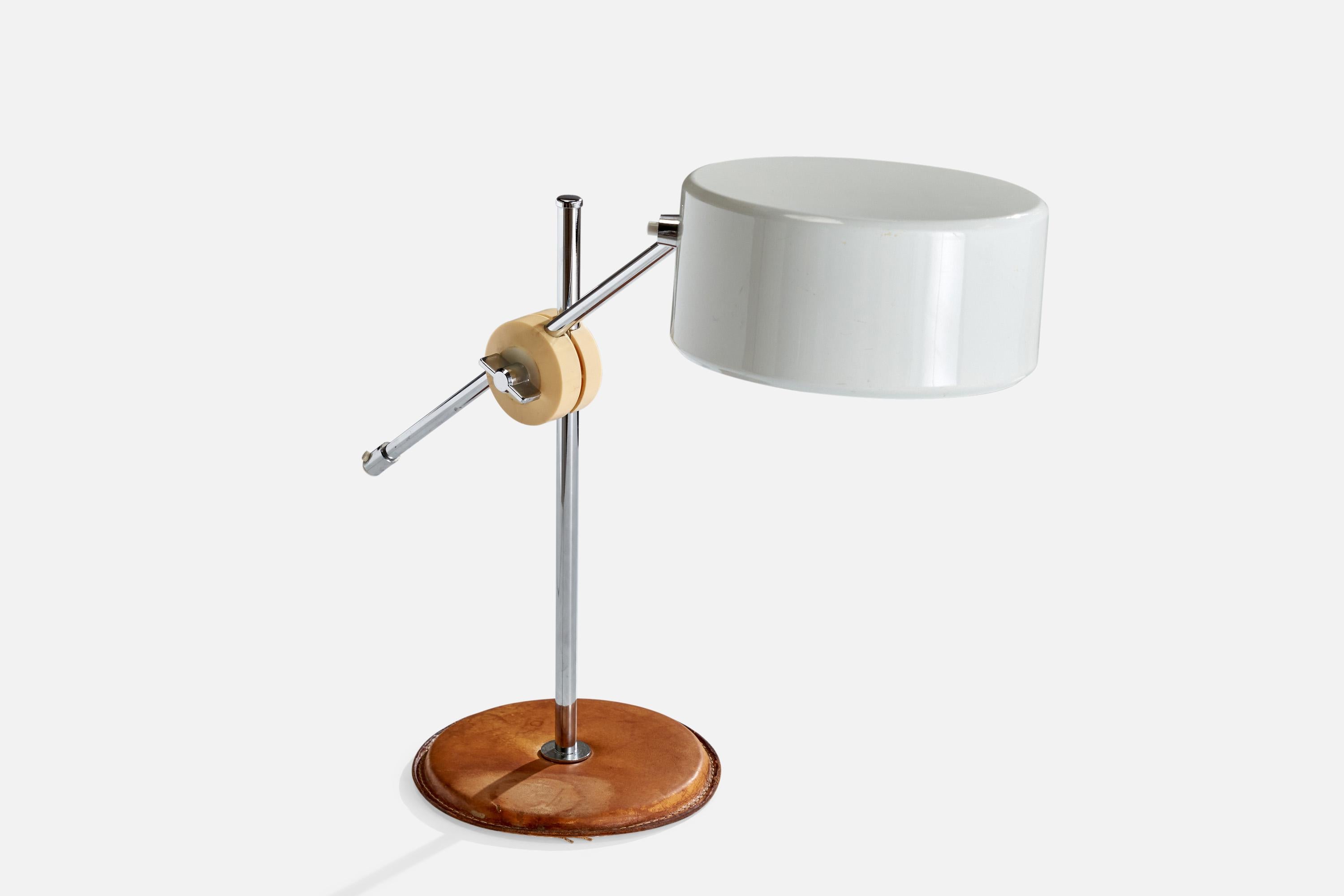 Anders Pehrson, Lámpara de mesa, Cuero, Metal, Plástico, Suecia, Años 60 en Bueno estado para la venta en High Point, NC