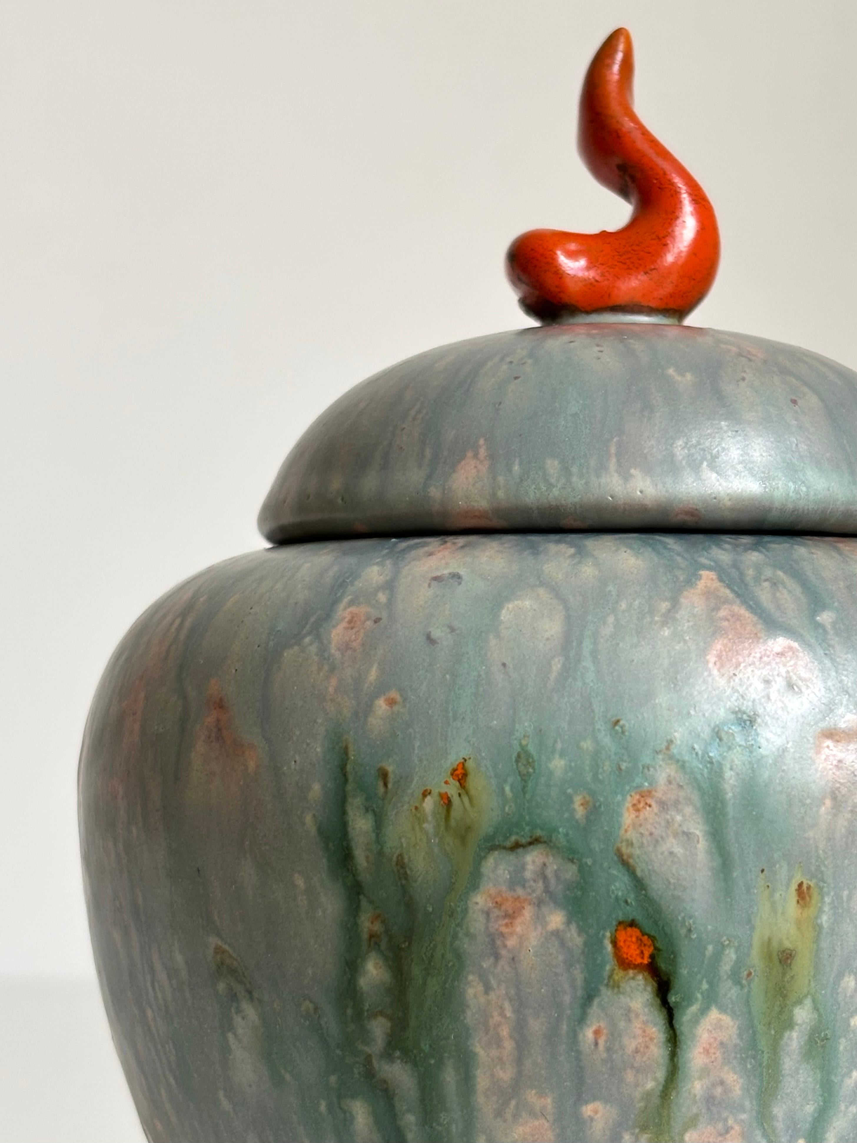 Andersson & Johansson, jarre à couvercle en forme de poisson Höganäs, années 1930 en vente 3